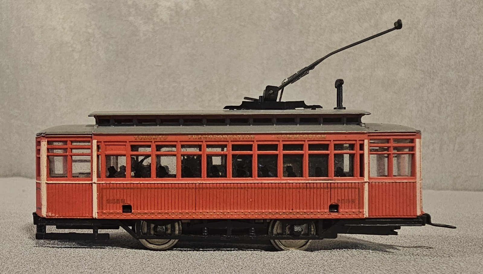LIGHTED Mehano HO Scale Toronto Transportation Birney Trolley RSO Atest Z-75202