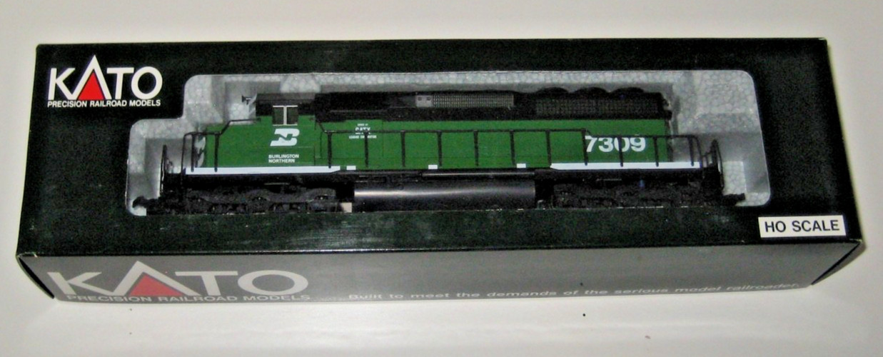 KATO 37-01K HO Scale Burlington Northern (White Cab) EMD SD40 Diesel Engine 7309