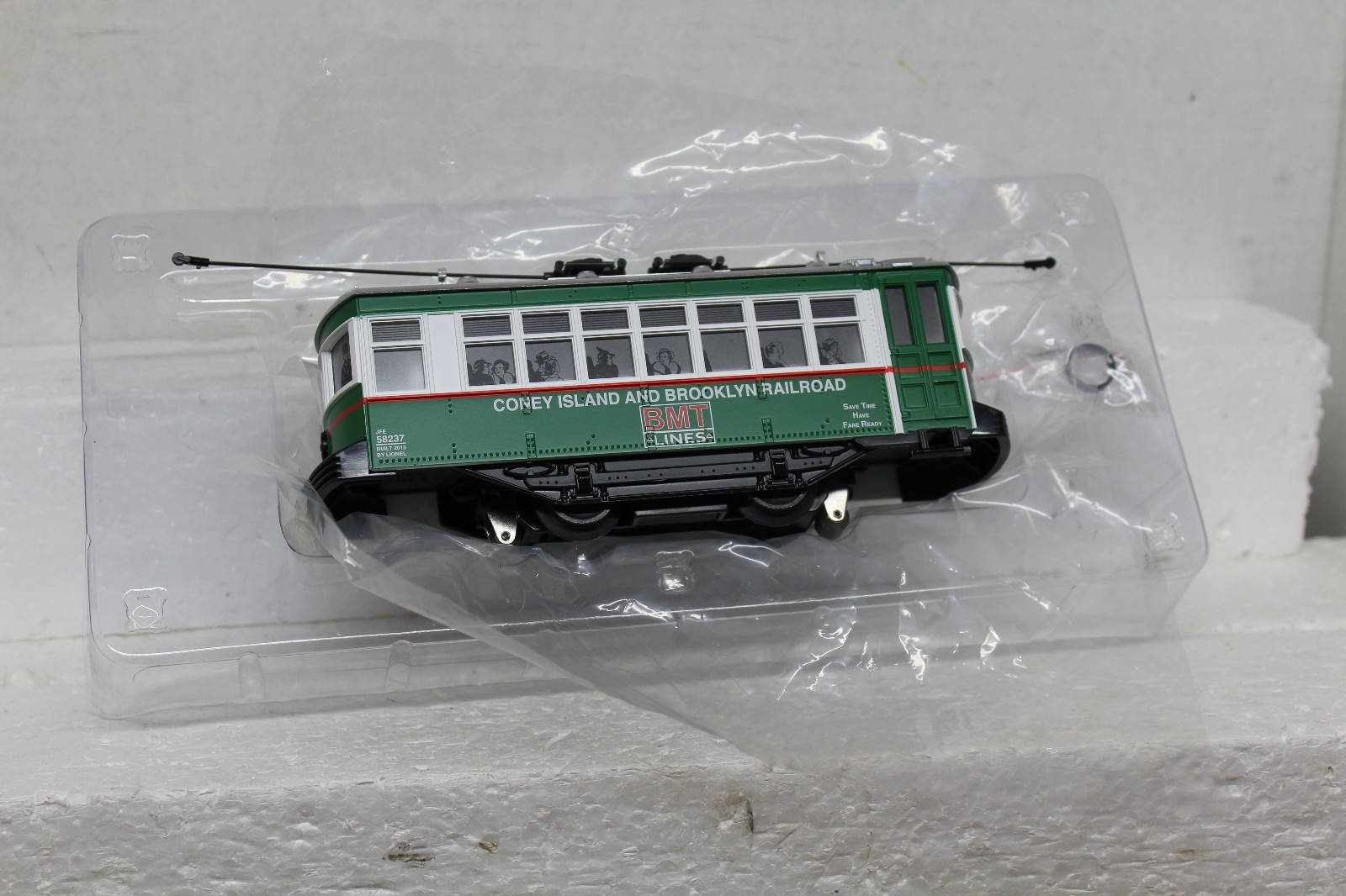 Lionel 6-58237 TCA 2015 CONEY ISLAND MOTORIZED TROLLEY