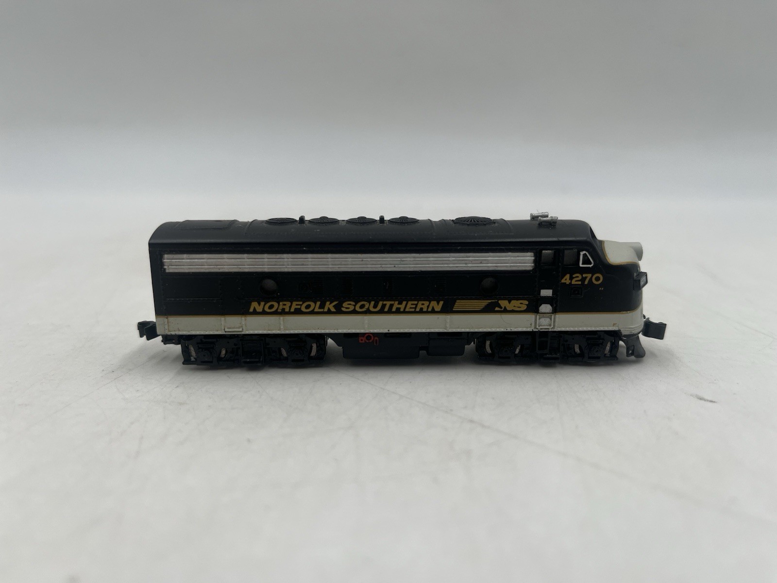 Bachmann 63753 N Scale Norfolk Southern F7A Diesel Locomotive DCC #4270