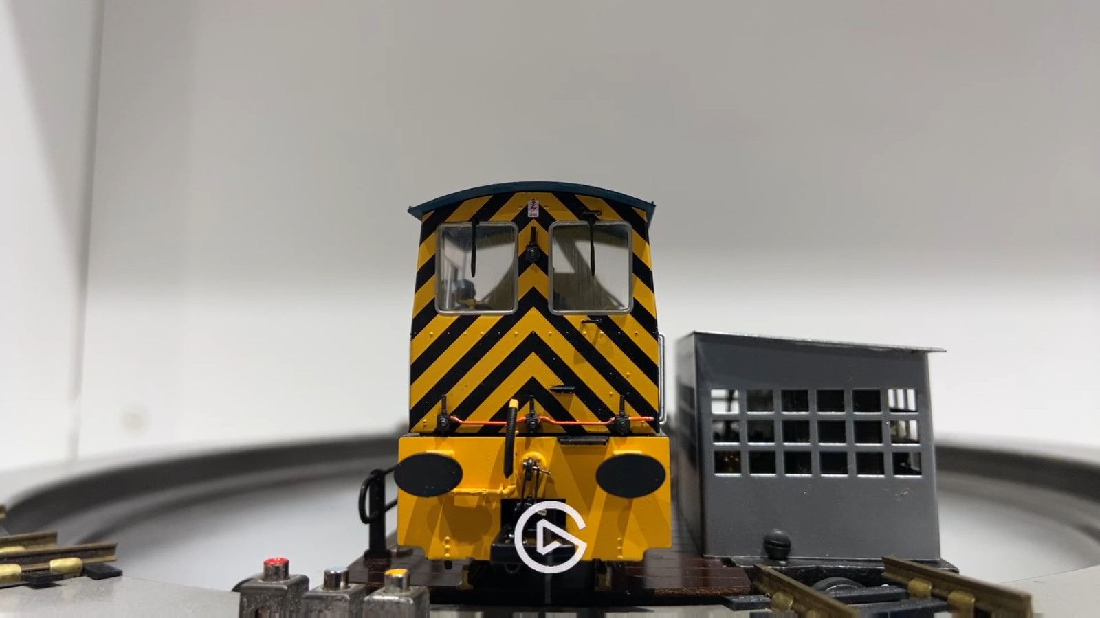 Heljan 2522 Class 05 Hunslet Shunter D2595 BR Blue Wasp Stripes As Preserved DCC