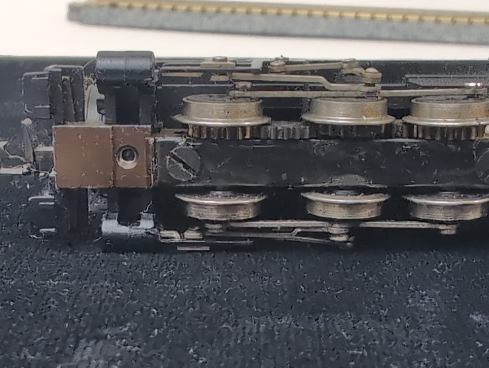 MINITRIX (?)- 0-6-0 Steam Locomotive W/ Tender “AT&SF”- N Scale