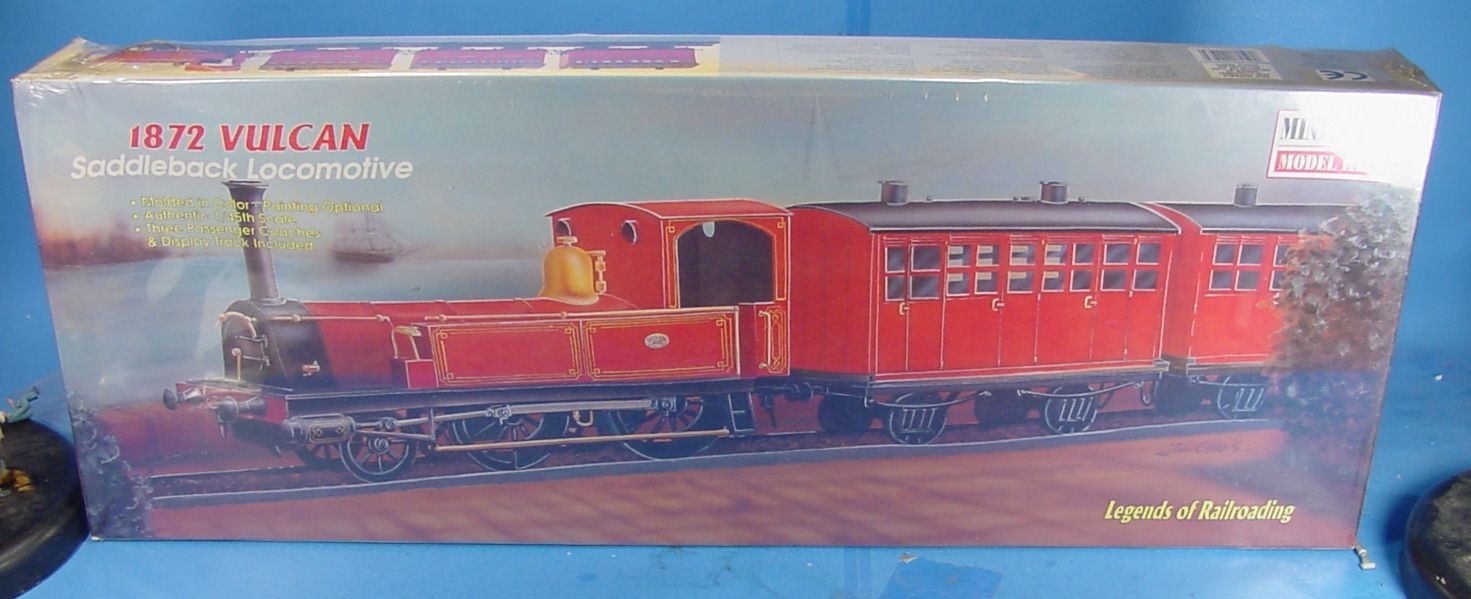 MINICRAFT 11103 1872 VULCAN SADDLEBACK LOCOMOTIVE WITH 3 COACHES KIT SEALED BOX