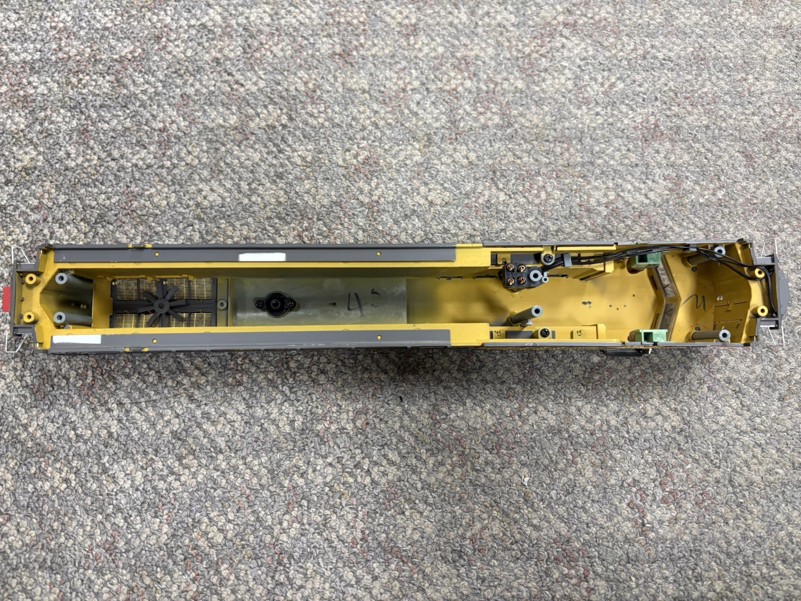 + MTH O Scale Premier Union Pacific #6200 AC4400cw Diesel Engine Shell For Parts