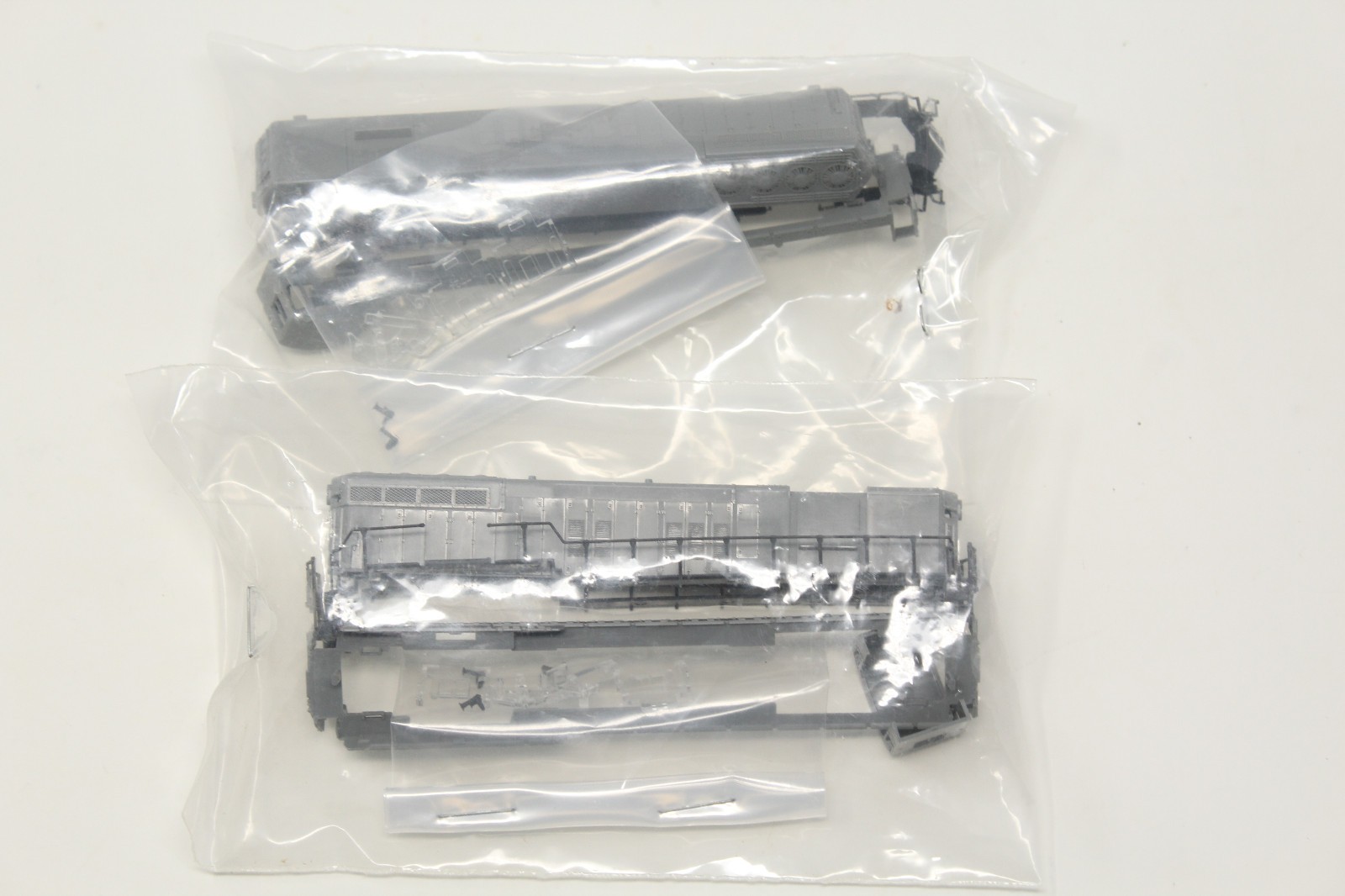 N Scale Atlas SD-7 Diesel Locomotive Shell Only Undecorated Gray Lot of 2