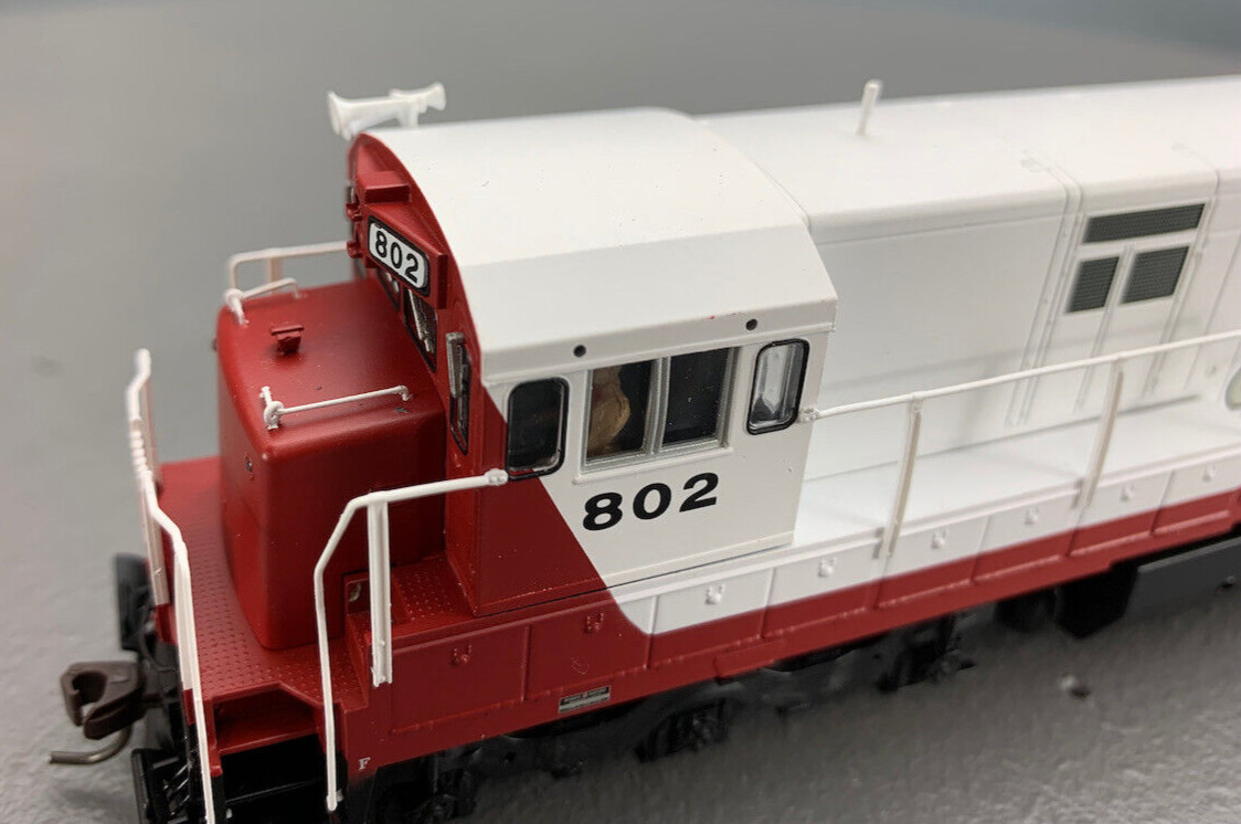 HO Atlas Master Silver Soo Line LNose U30C Diesel Locomotive #802 DC HO0052