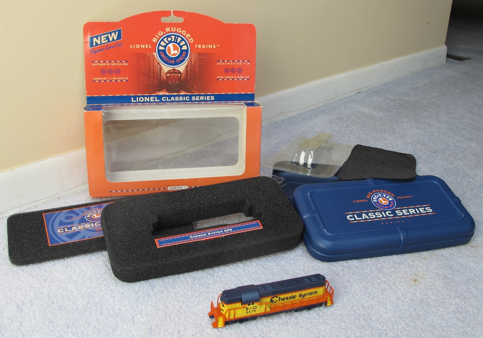 Lionel Big, Rugged Chessie System, GP9 Diesel , 1:120 Scale, TT