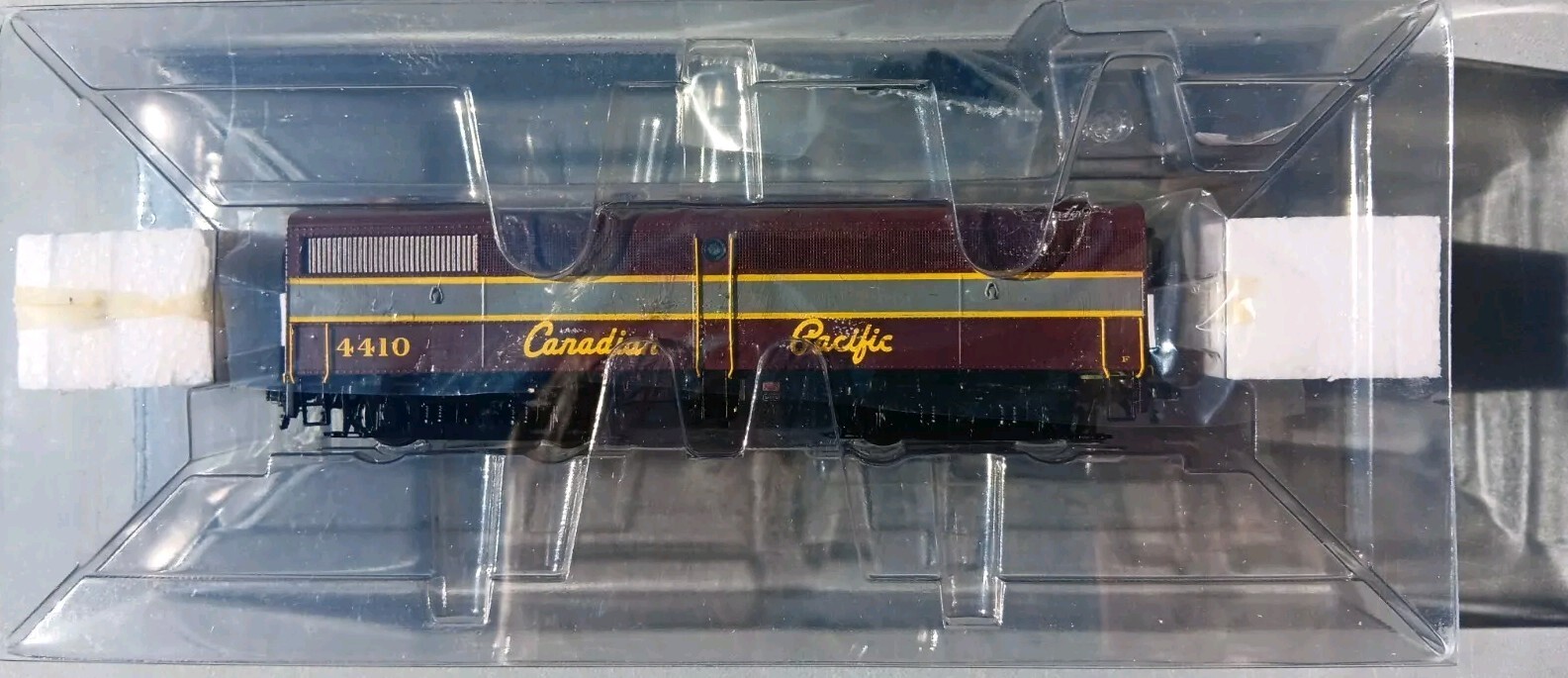 MTH HO Canadian Pacific Alco FA-1 A/B Set Diesel Engine 80-2206-1L Proto 3