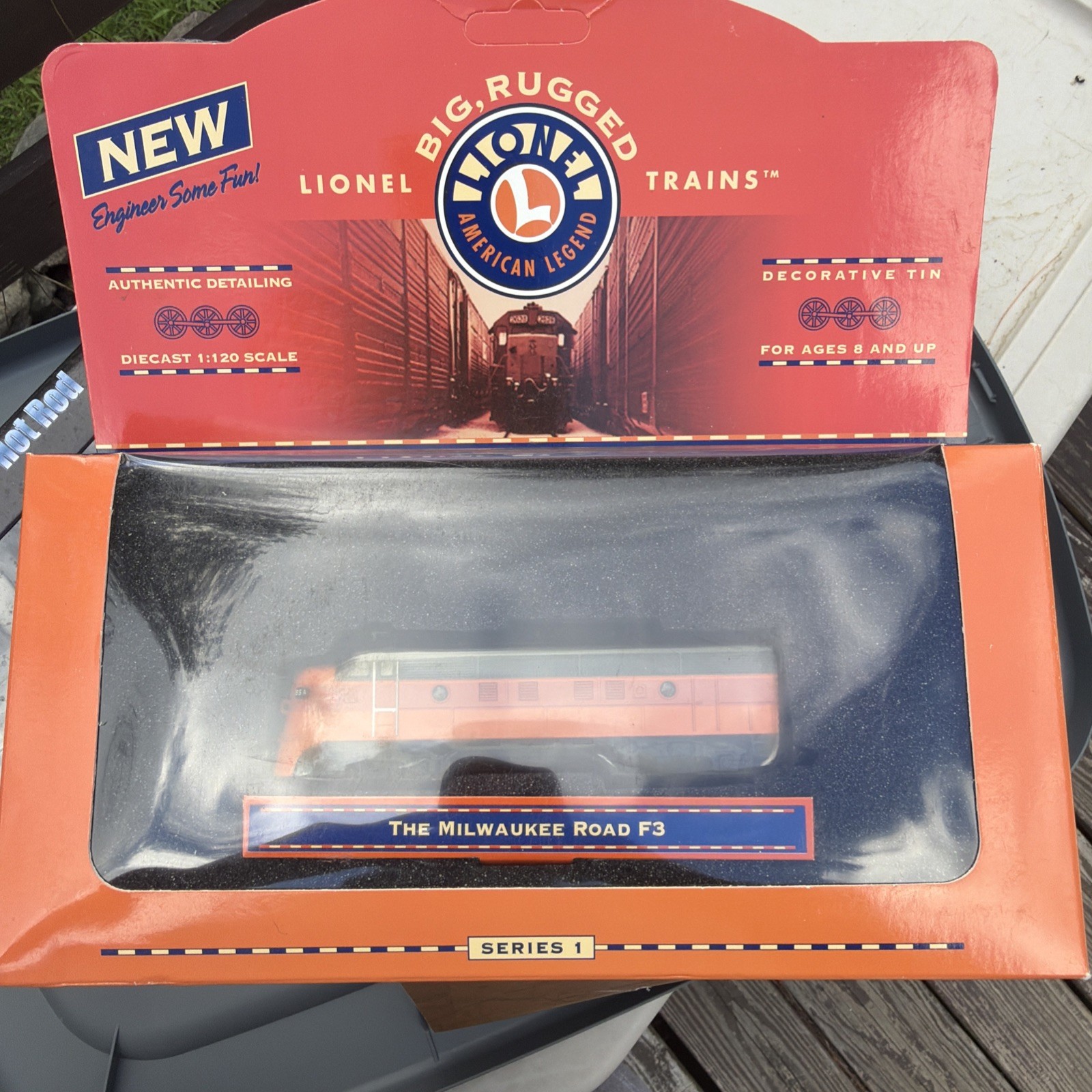 1998 LIONEL BIG RUGGED TRAIN F3 SERIES 1 The Milwaukee Road F3 locomotive -G1537