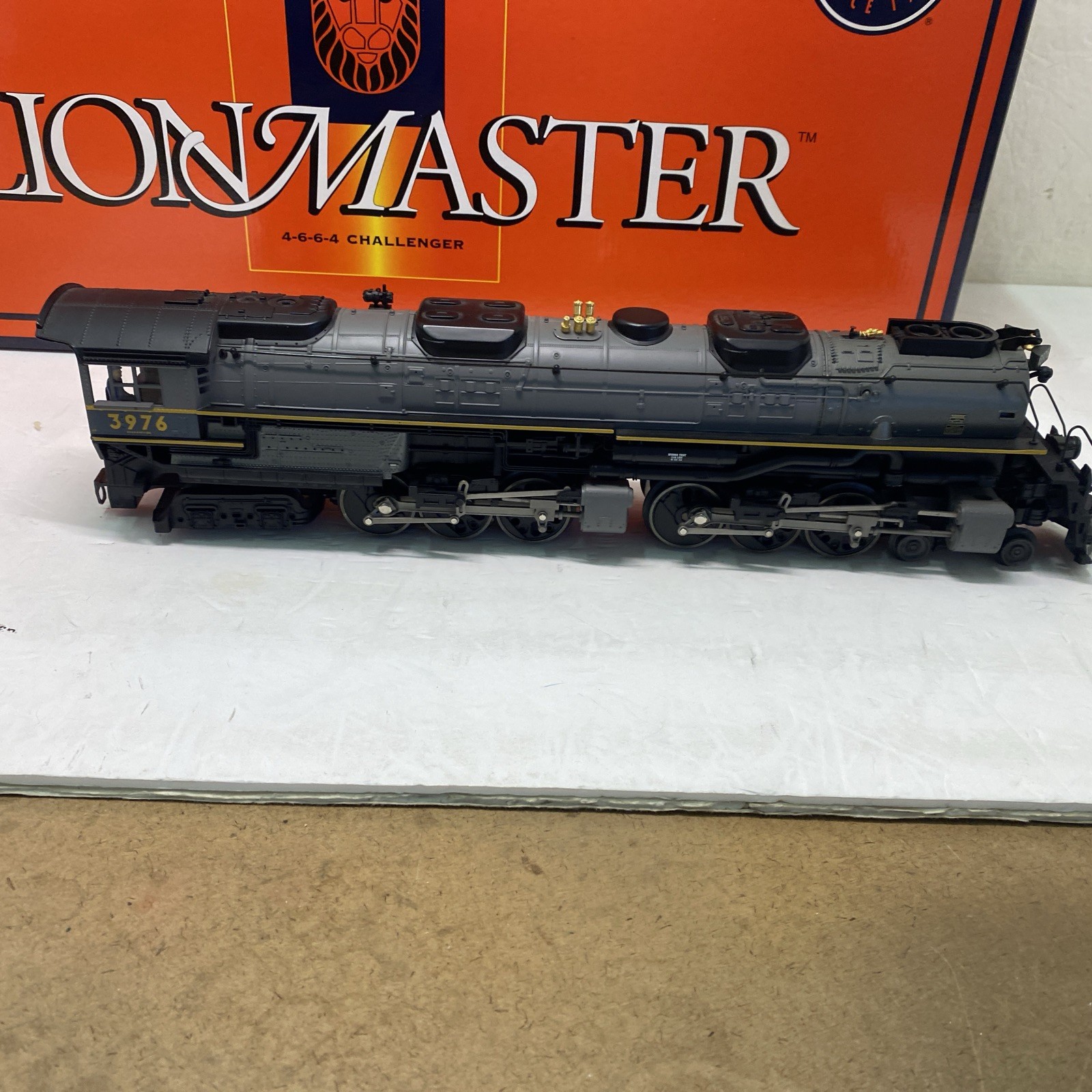 Lionel 6-38023 4-6-6-4 Challenger Union Pacific TMCC
