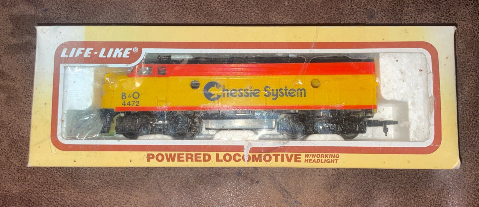HO Scale Life Like F7-A Chessie System B&O Powered Diesel Locomotive 4472 NEW