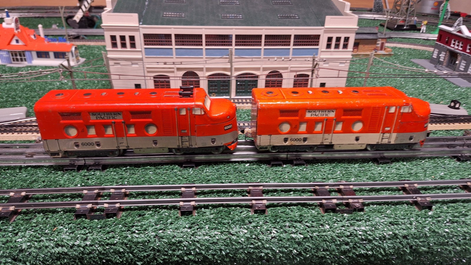 Vintage O Gauge Marx Southern Pacific 6000 2 Diesel Dummy Locomotives