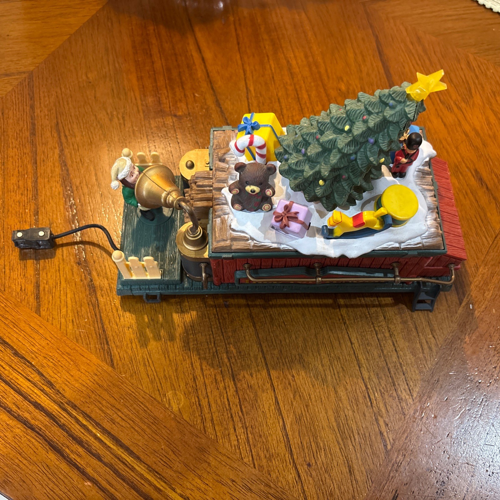 New Bright Holiday Express TREE TOP TENDER Good Motherboard Top only Read!