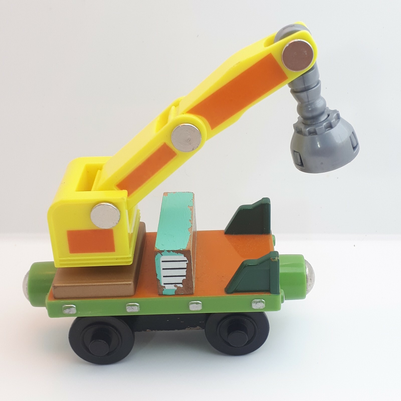 Crane Car – Chuggington Wooden Railway Trains Thomas Brio Compatible