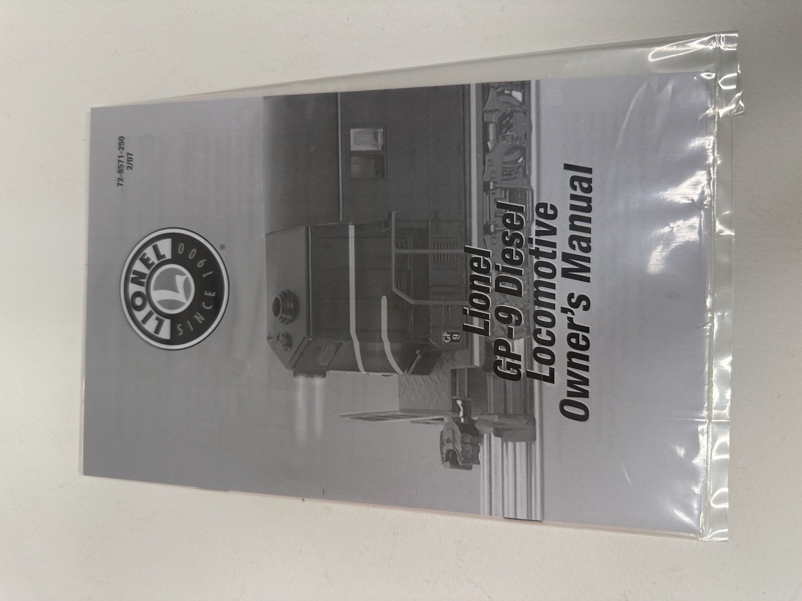 Lionel LRRC 6-28571 Lionel GP-9 Diesel Engine – New or EUC in Box