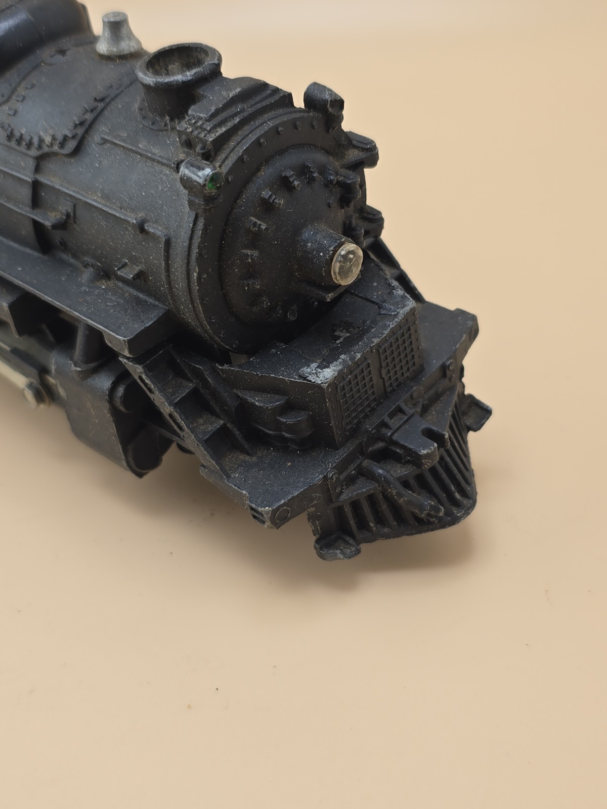 Vintage Lionel Locomotive #2018 Post War Die Cast UNTESTED