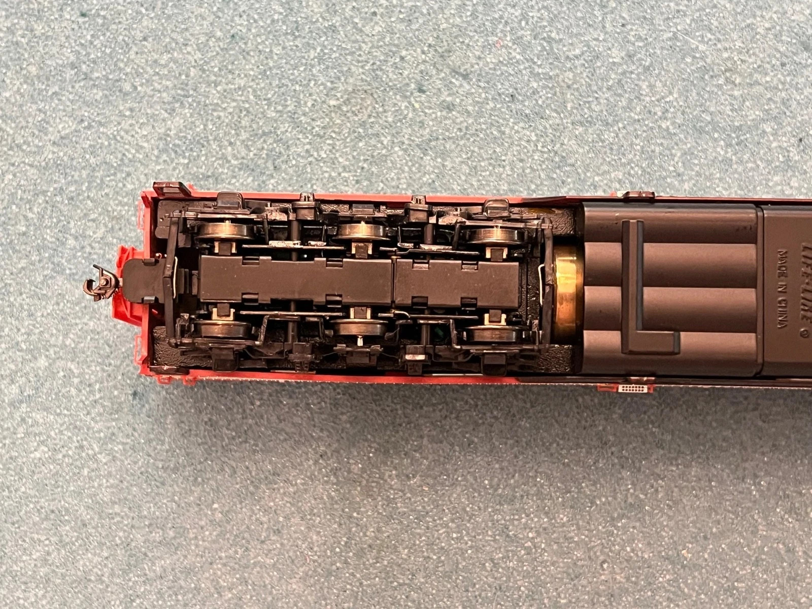 Life like Proto 2000 HO scale EMD E6 FEC Florida East Coast #1005 with NCE DCC