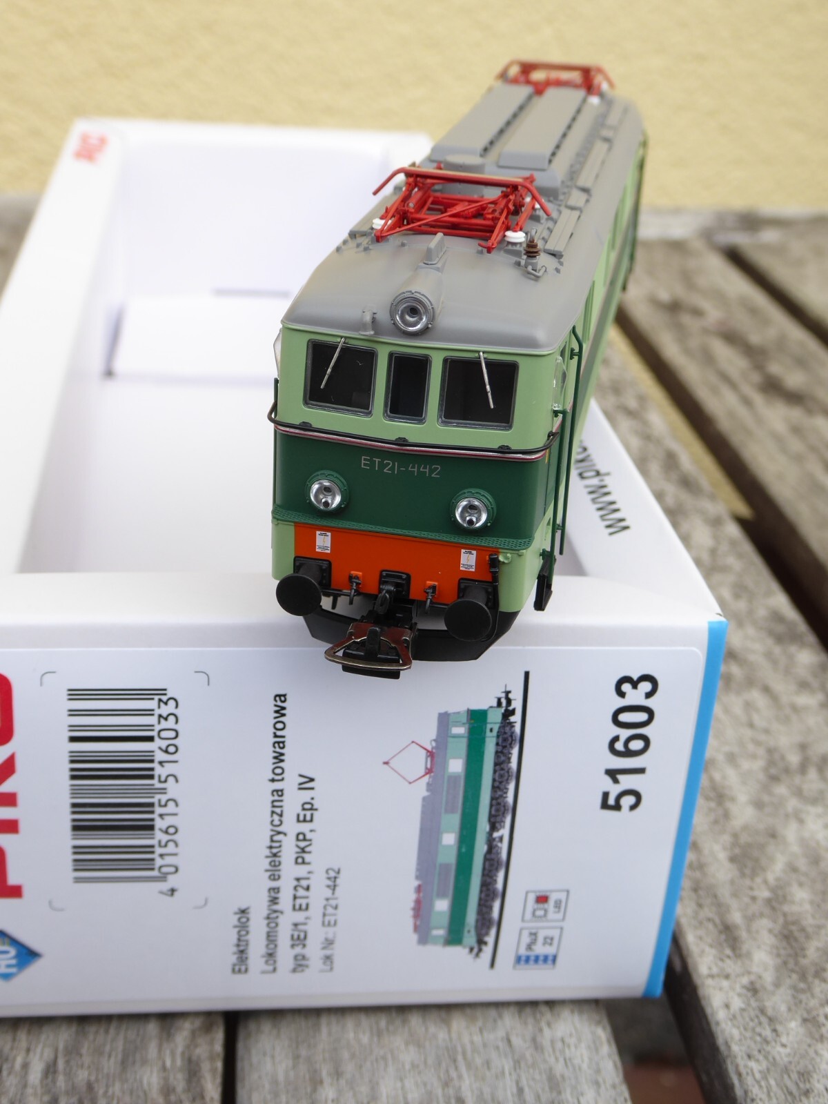 Piko 51603 Electric Locomotive PKP ET 21-442 Epoch 4/5 DSS PluX22+LED New in OVP