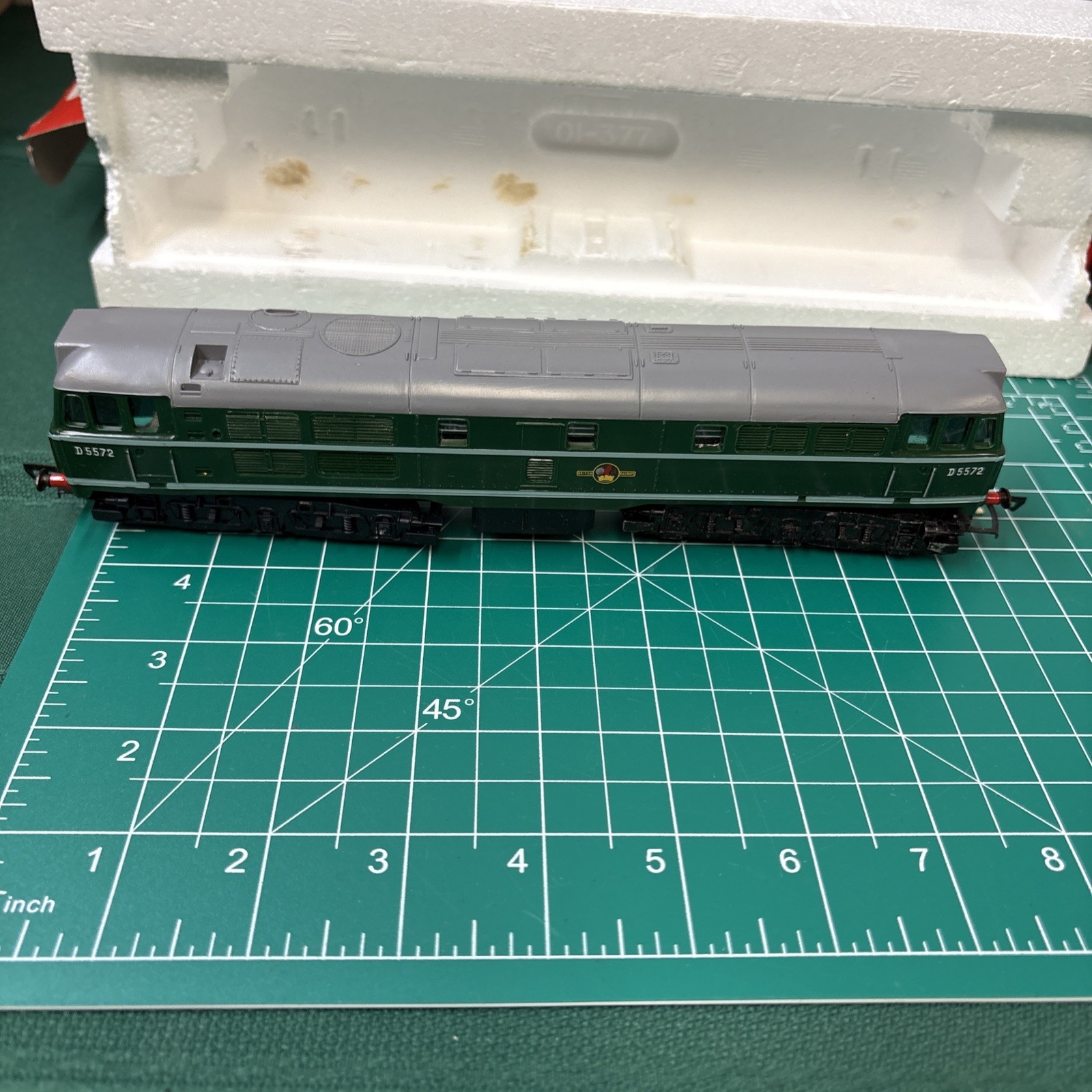HornbyRailways 00 Scale Models R.357 B.R A-I-A Diesel Electric Locomotive
