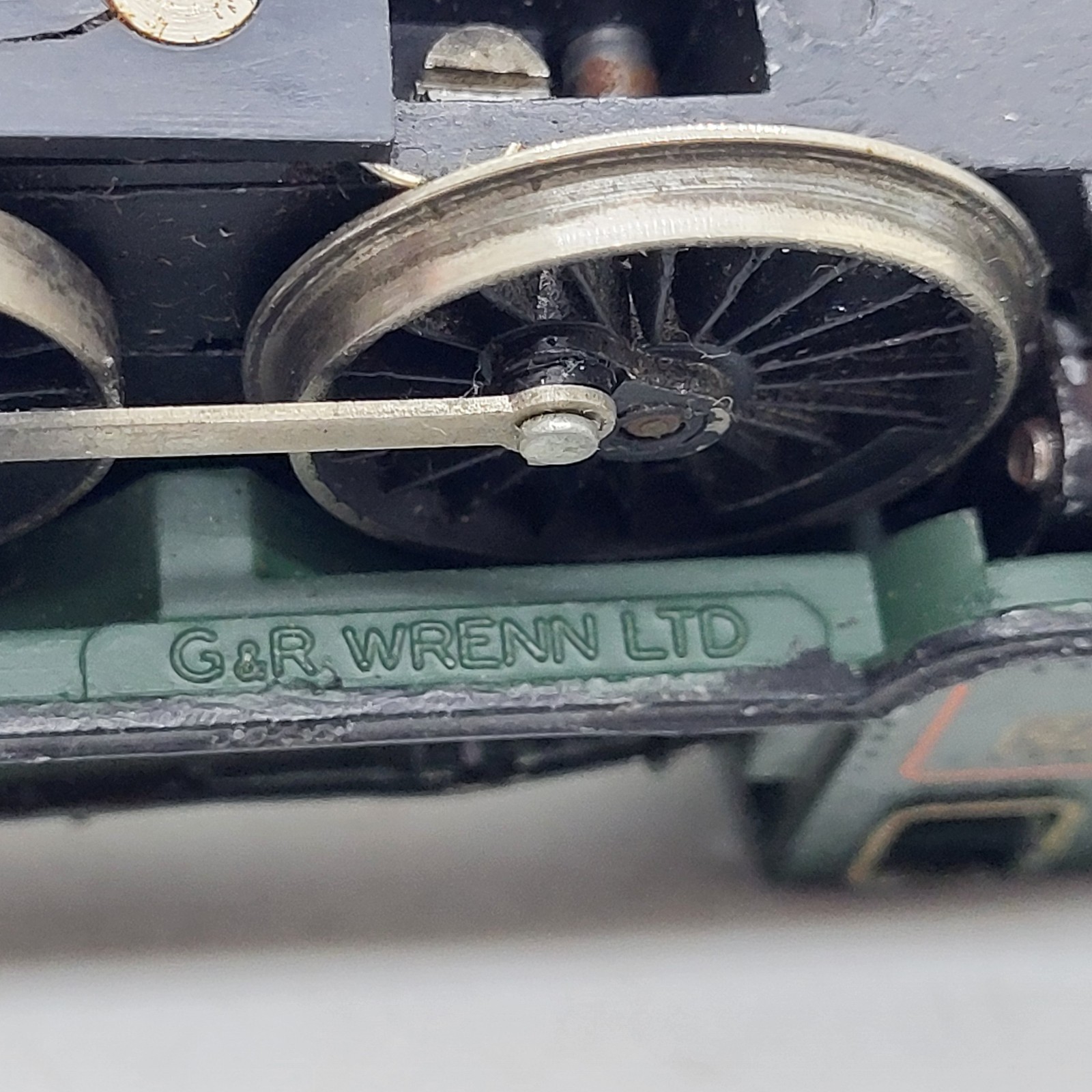 G+R Wrenn Diecast Steam Locomotive + Tender HO Gauge, British Railways 9402, EX