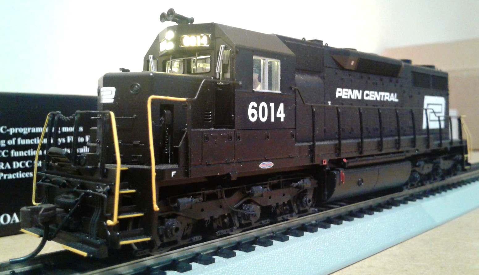 HO SCALE ATLAS CLASSIC GOLD EMD SD35 PENN CENTRAL PC #6014 DCC & SOUND 10002780