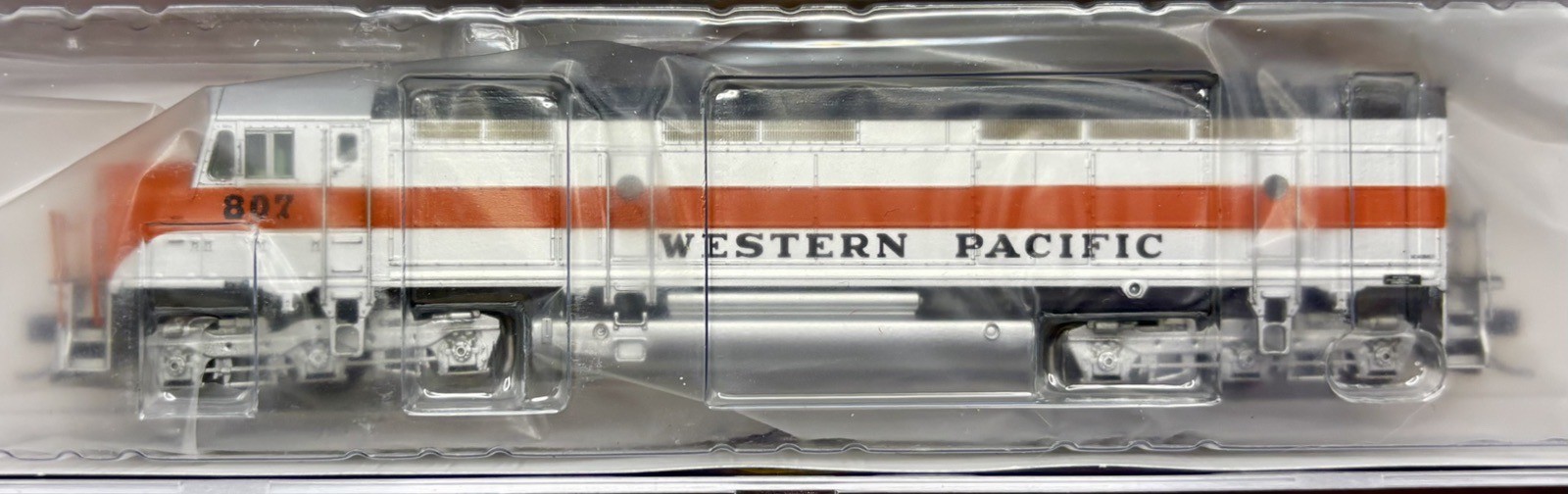 N Scale Athearn 15289 Western Pacific EMD FP45 Diesel Locomotive WP #807