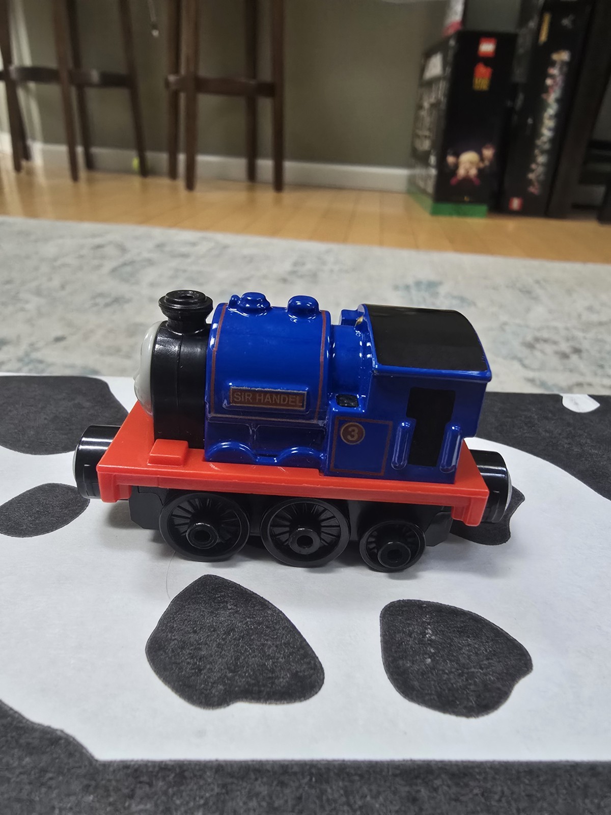 Thomas & Friends Take-n-Play Sir Handel Die-Cast Metal Train New magnet