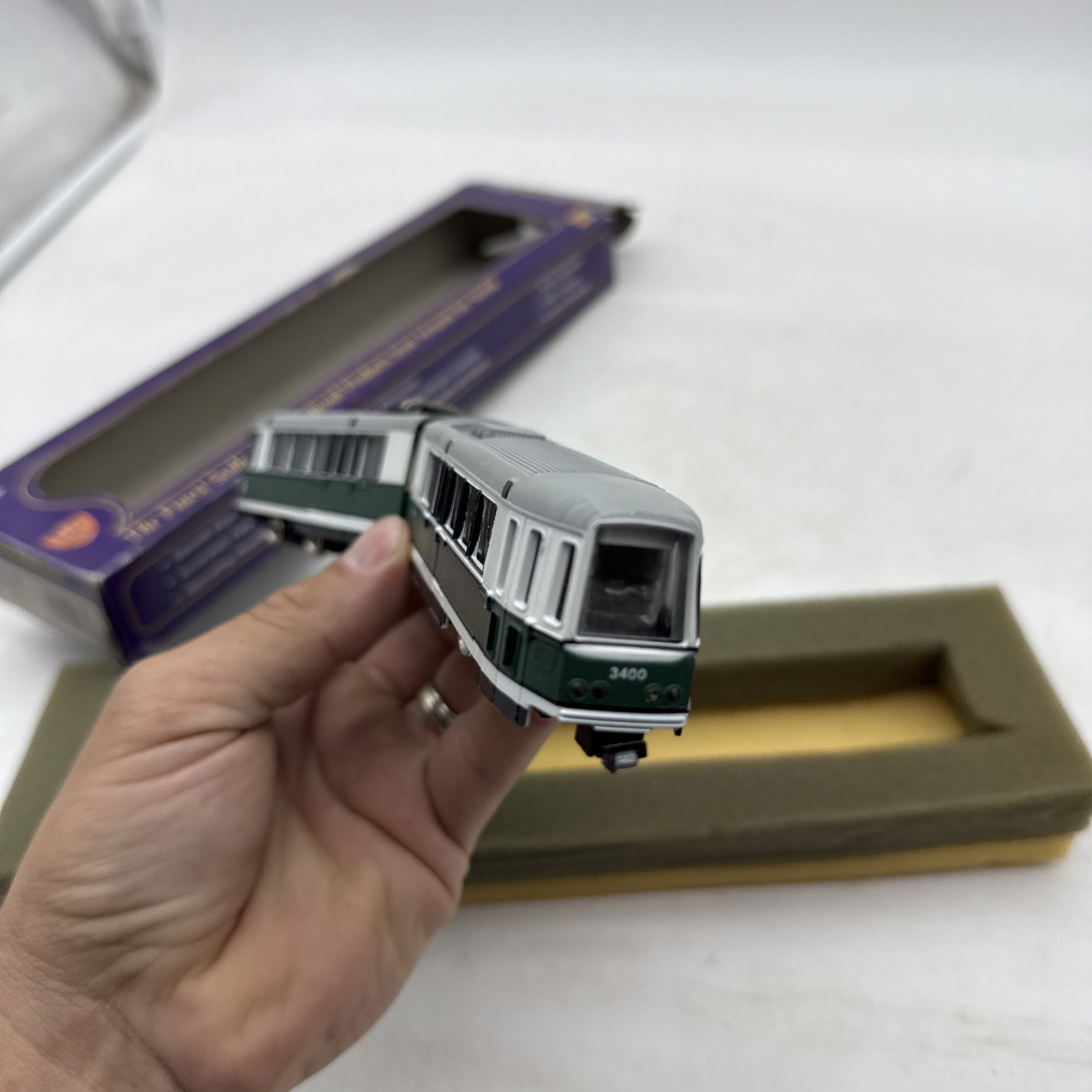 IHC HO Scale Boeing Vertol LRV Articulated Trolley – Boston MBTA