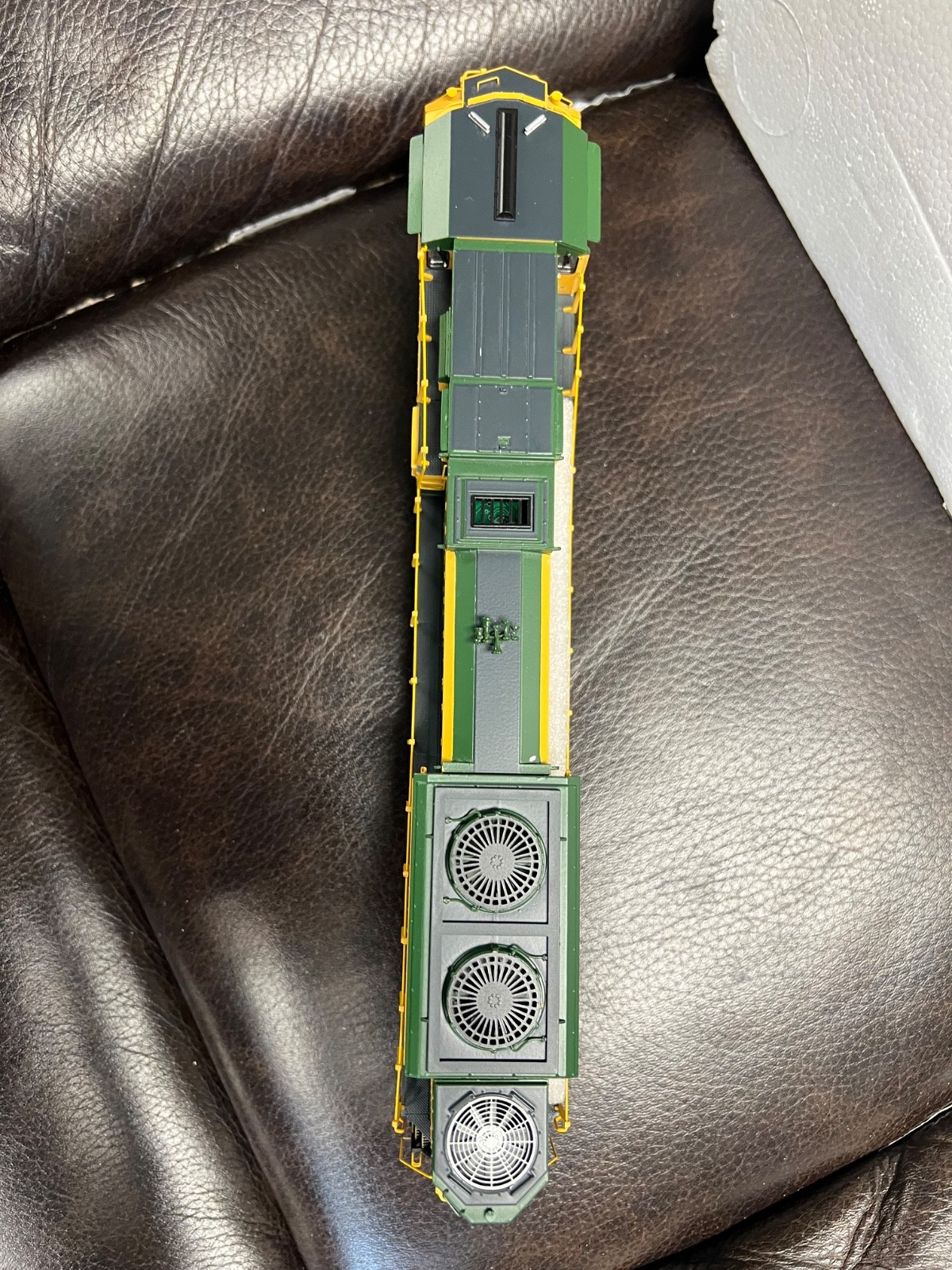 MTH HO #80-2244-0, SD70ACe Diesel Locomotive, Reading (Bee-Line), #1067 DCC Rdy.