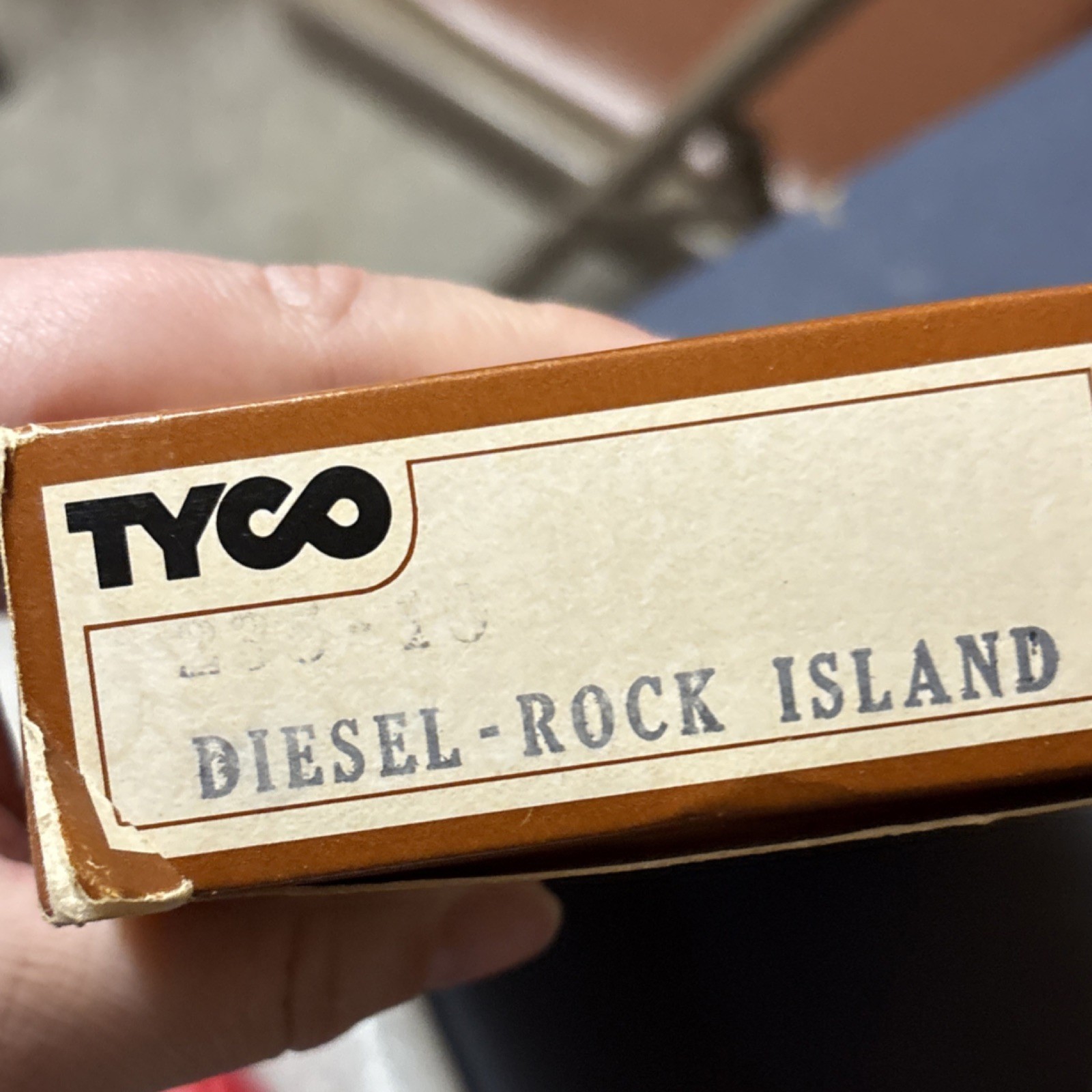 TYCO HO Locomotive Rock Island Operating Headlight Red Yellow White 4301