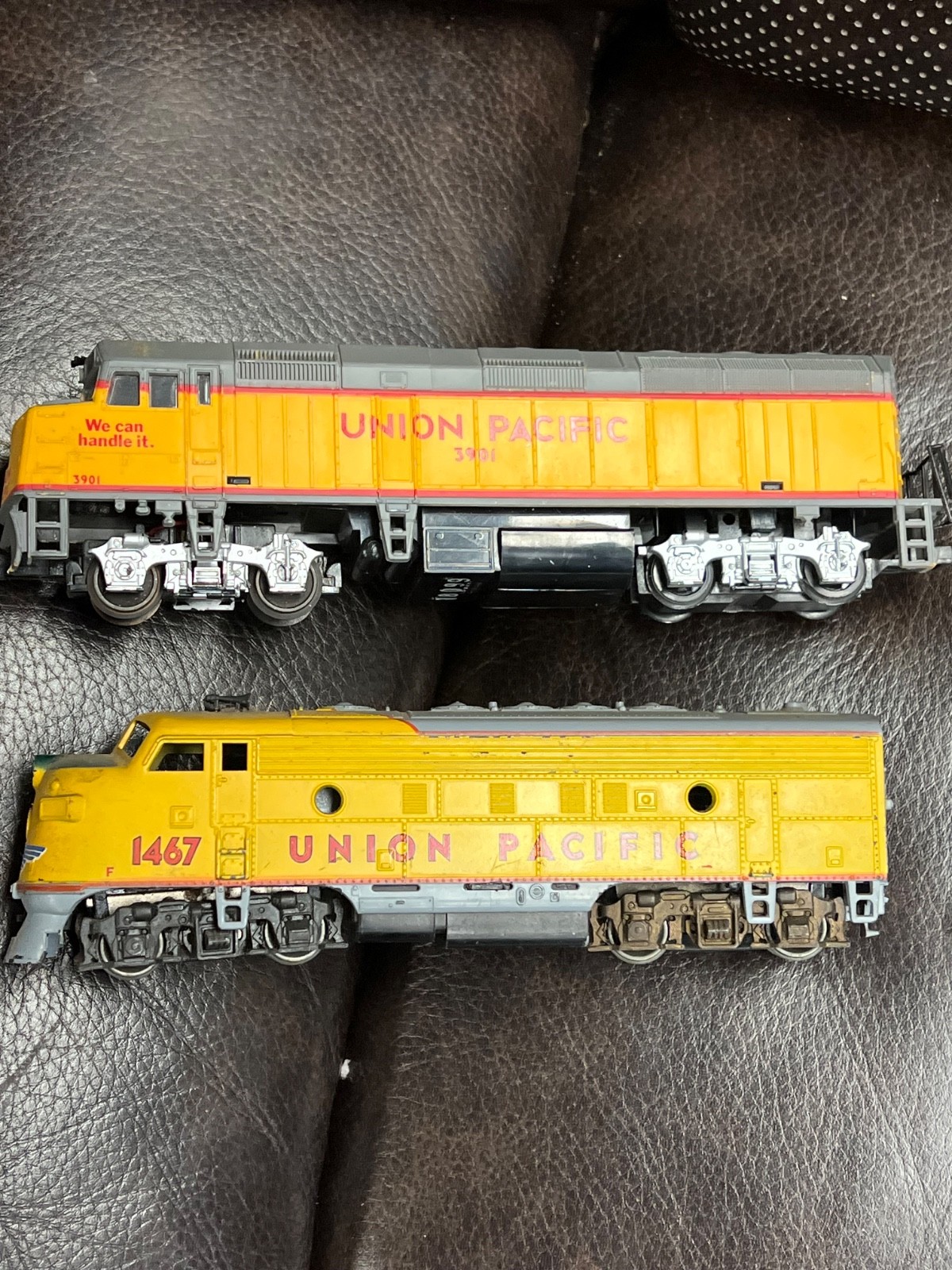4 for 1 deal HO powered Union Pacific Locomotives all different types