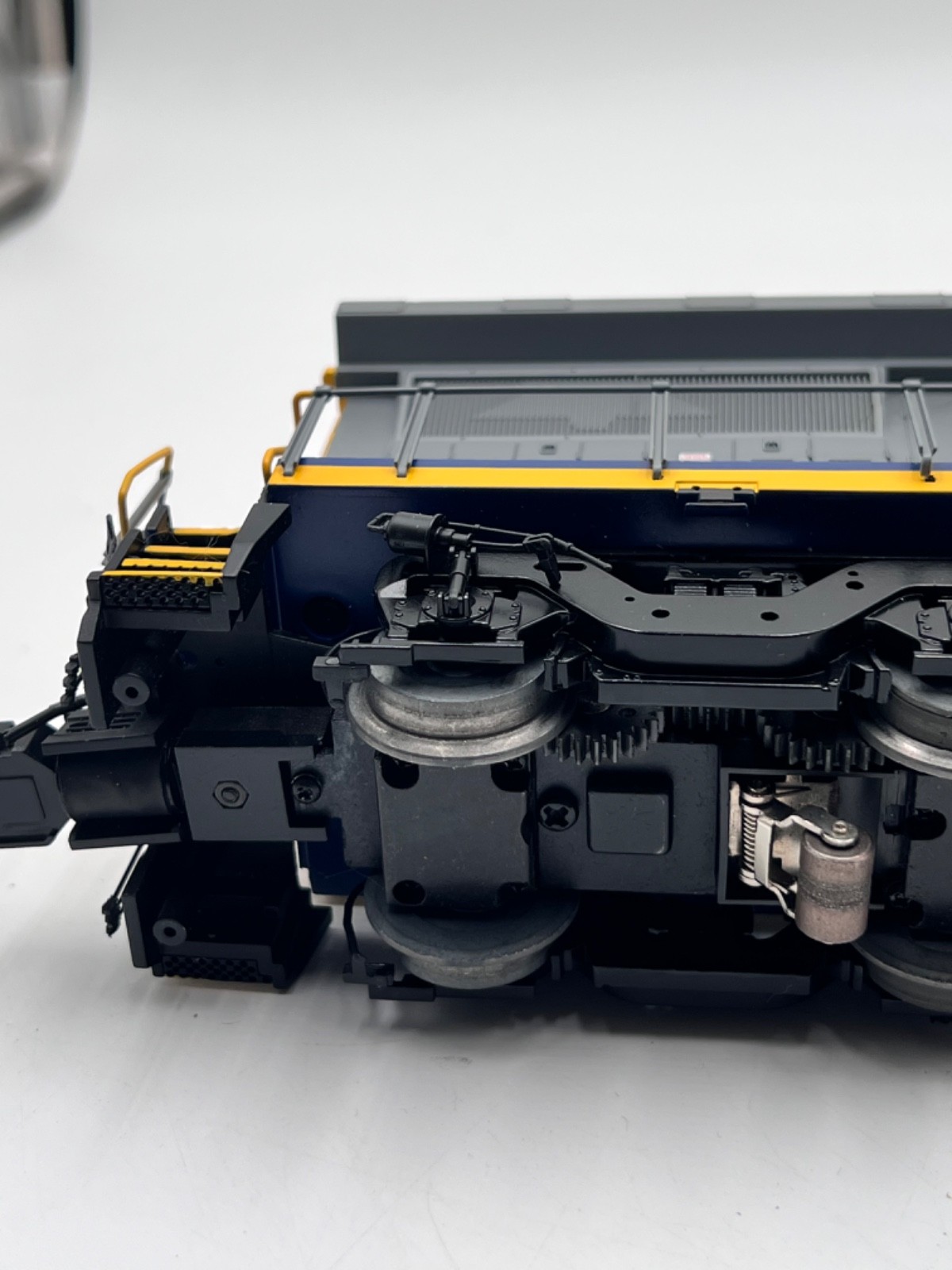 Atlas O 6832-2 CSX 5937 Dash 8-40B Diesel Locomotive TMCC RailSounds 3 Rail