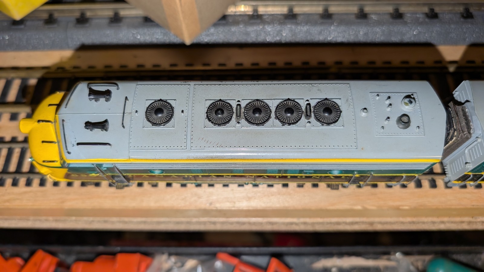 HO Gauge Athearn F9A & B Canadian National Diesel Locomotive w/boxes