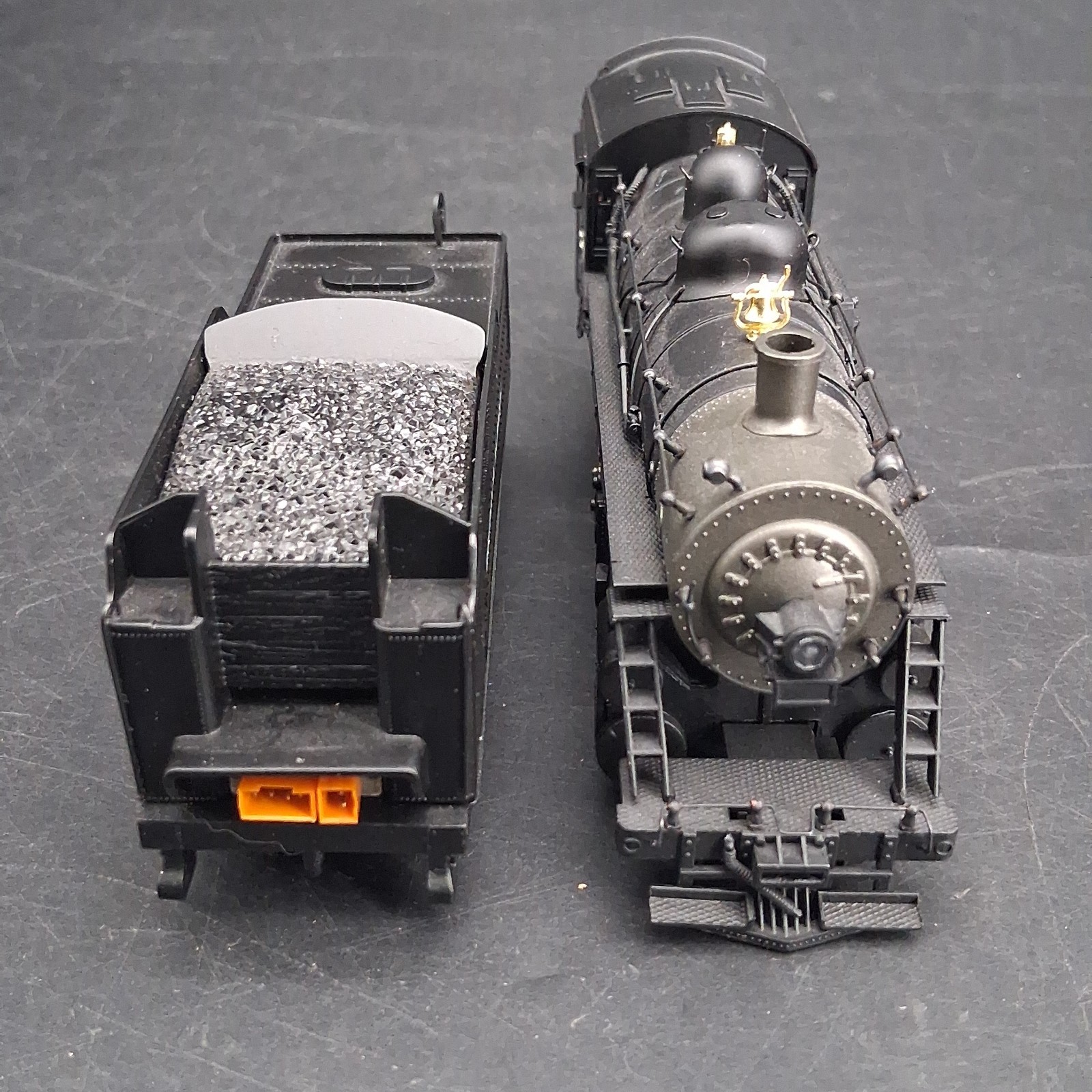Bachmann Spectrum HO Gauge # 11410 2-8-0 Consolidation & Tender Custom Lettered