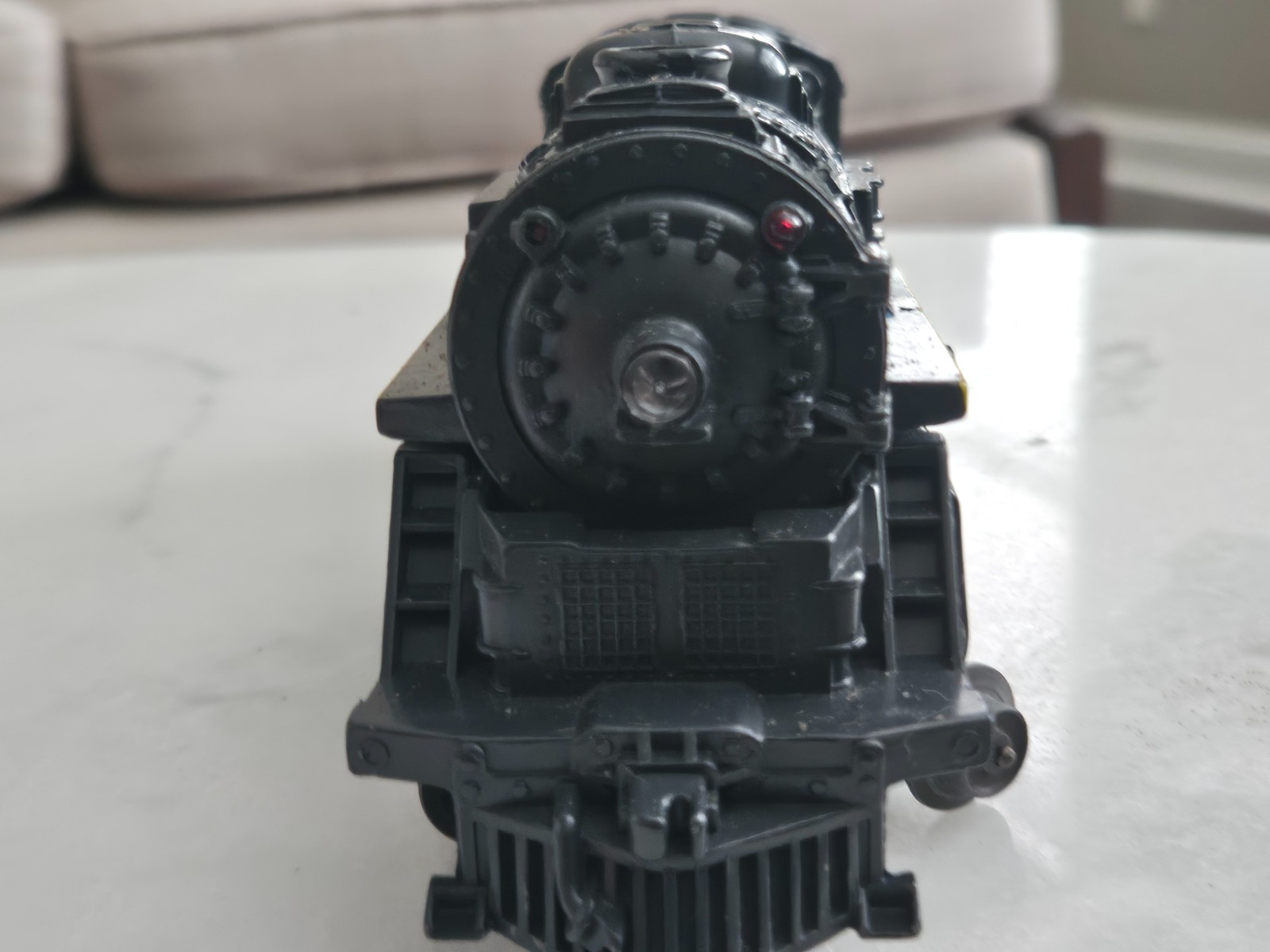 Lionel Steam Engine No. 8102 TRAIN PLEASE READ