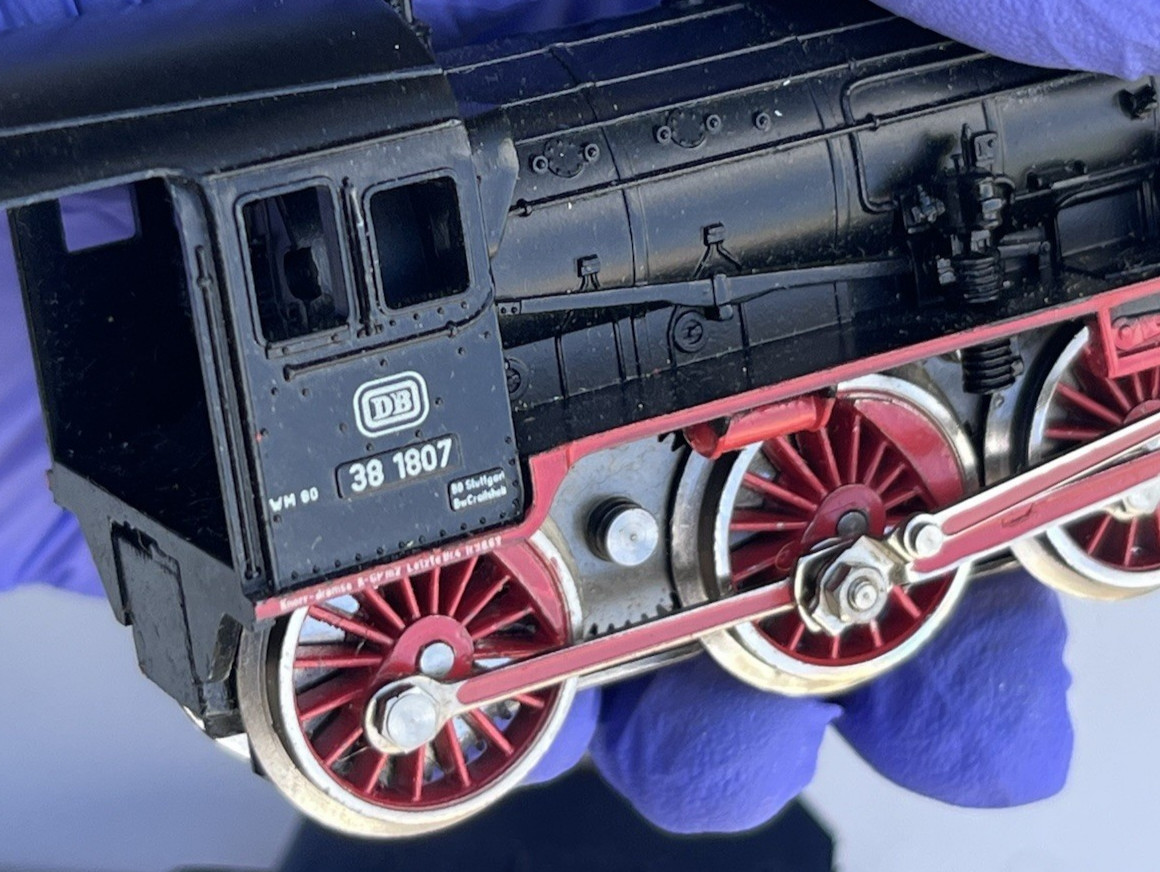 Vintage Marklin Steam Locomotive & Tender Train w/ Box Germany P8 HO BR 38 1807