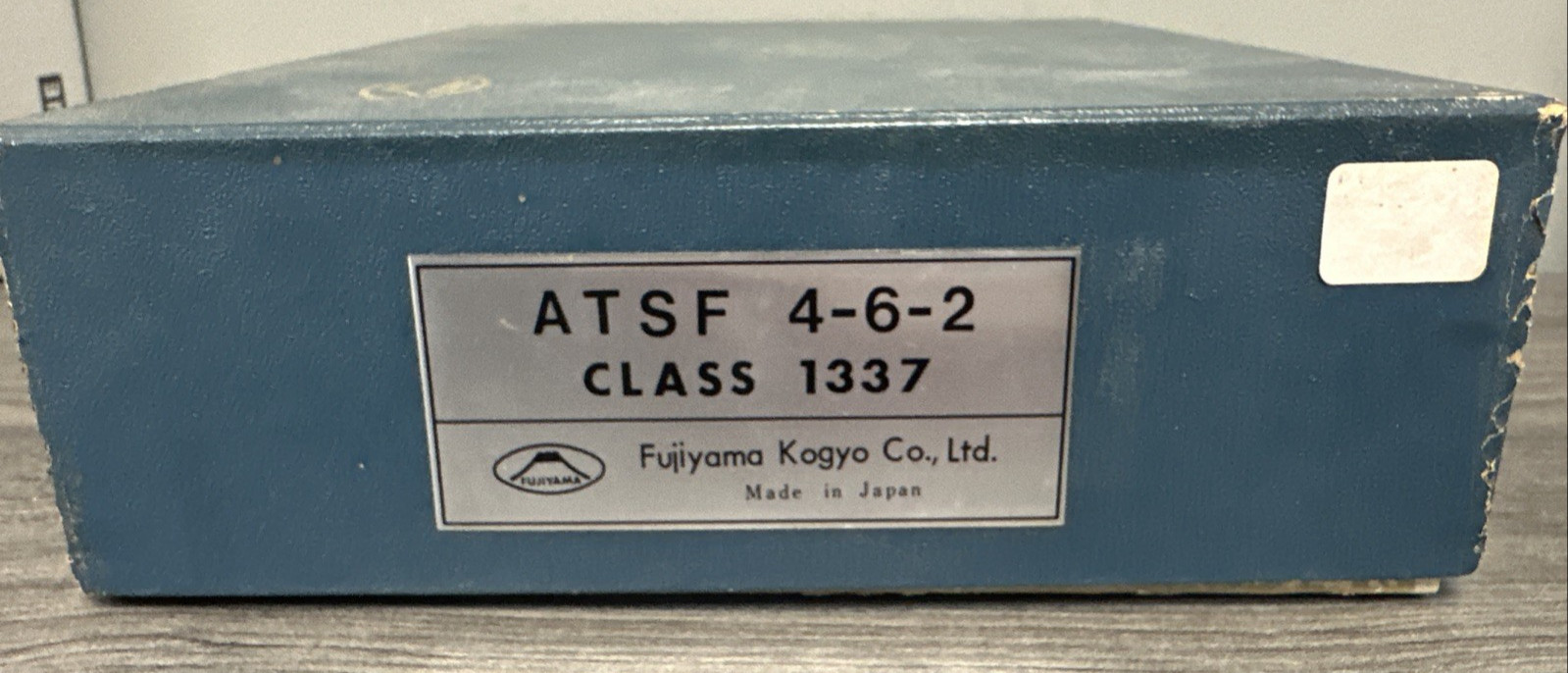 Pacific Fast Mail/Fujiyama ATSF Class 1337 4-6-2 Steam Locomotive #1376 Painted
