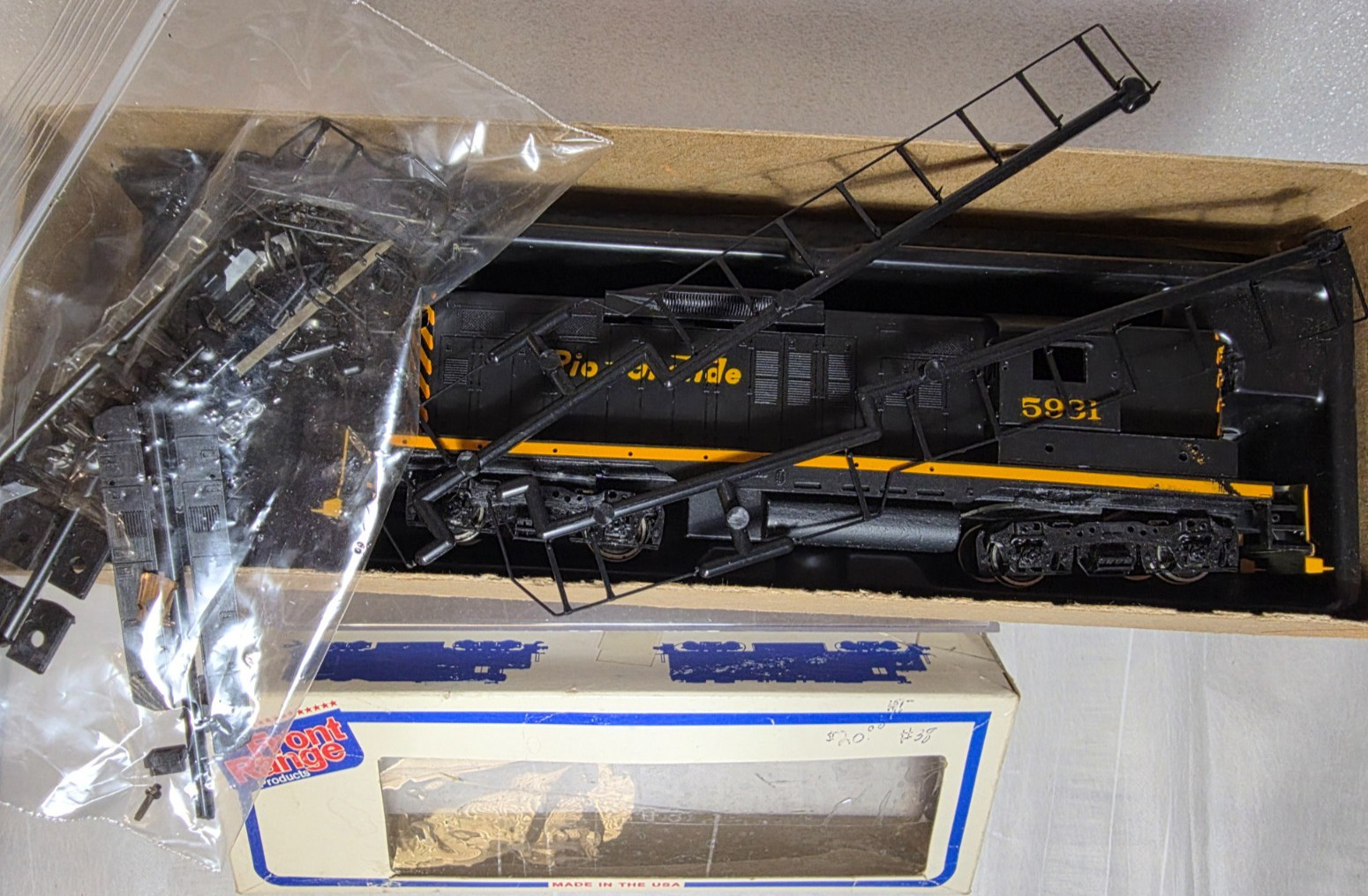 Front Range Products Ho Scale GP-9 Powered Denver & Rio Grande Locomotive 9105