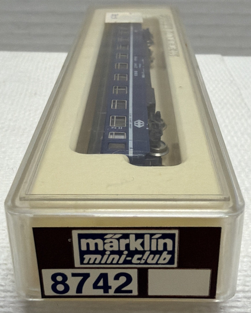MARKLIN MINI-CLUB Z 8742 BLUE SECOND CLASS PASSENGER CAR EUROFIMA COACH