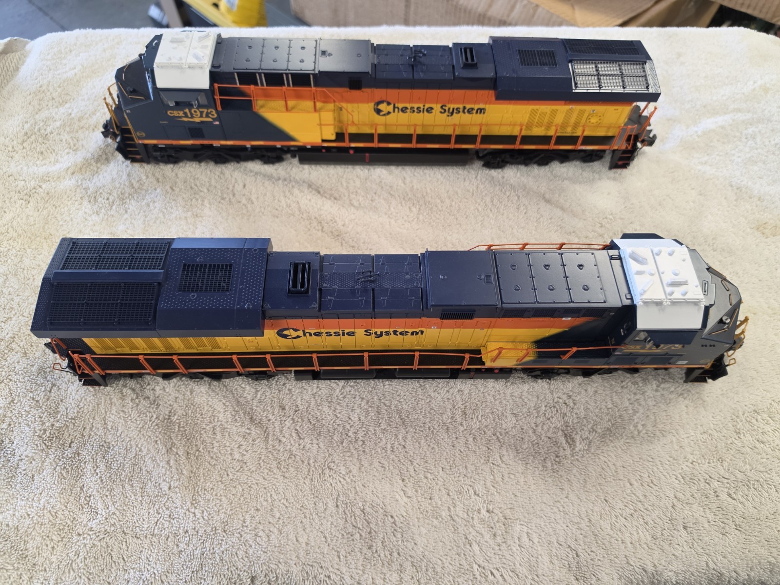 lionel Csx Legacy Es44ac #1973 Chessie And Csx Es44ac #1973 Non-pwd 2433720