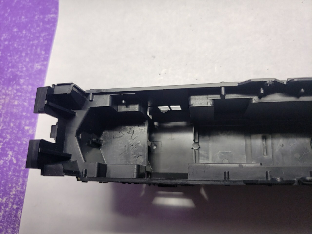 GP35 ATHEARN UNDECORATED SHELL ONLY Diesel LOCOMOTIVE Good condition