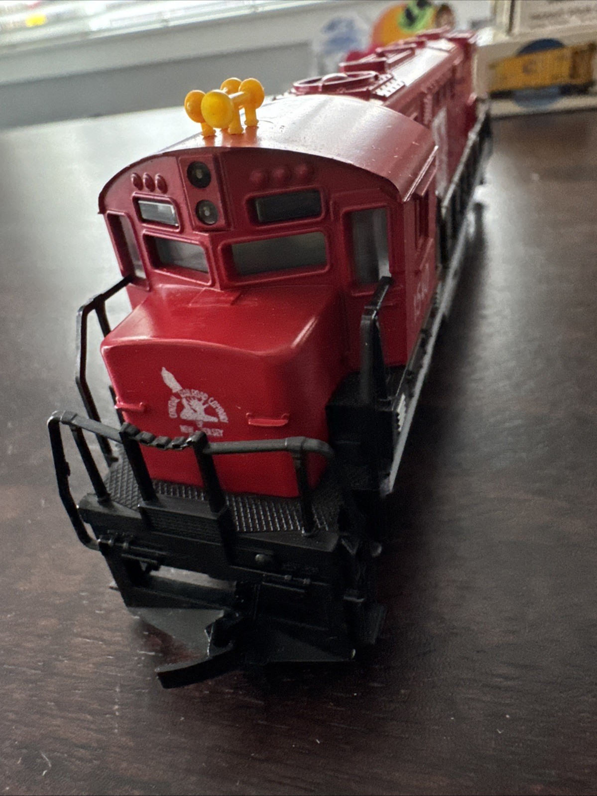 HO Scale AHM, Alco Century 424 Diesel Locomotive, CNJ, Red, 1540 – 5015