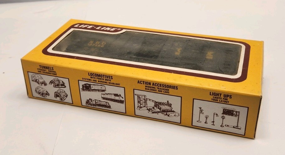 Life Like HO 8479 40 SD BOX CAR CSX 127590 UNUSED B99