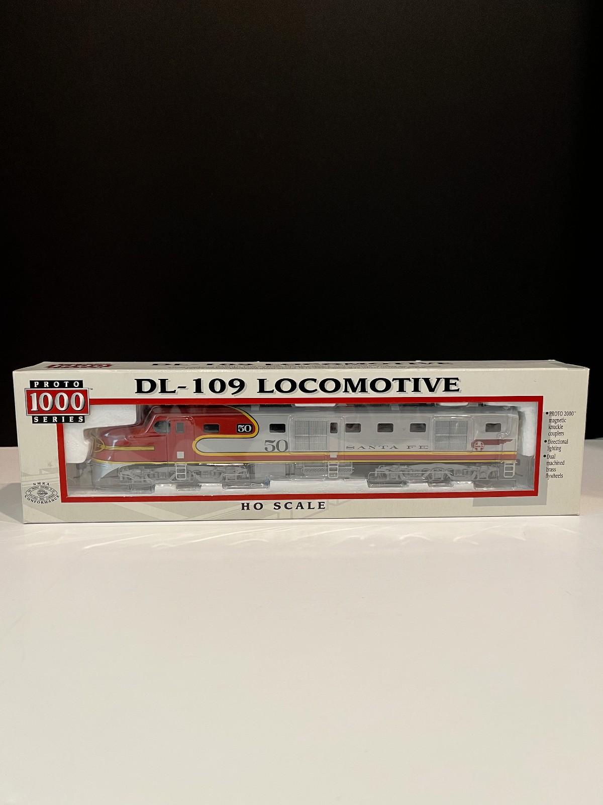 HO Proto 1000 Series DL-109 Locomotive Item #30581 At & Santa Fe #50 NIB