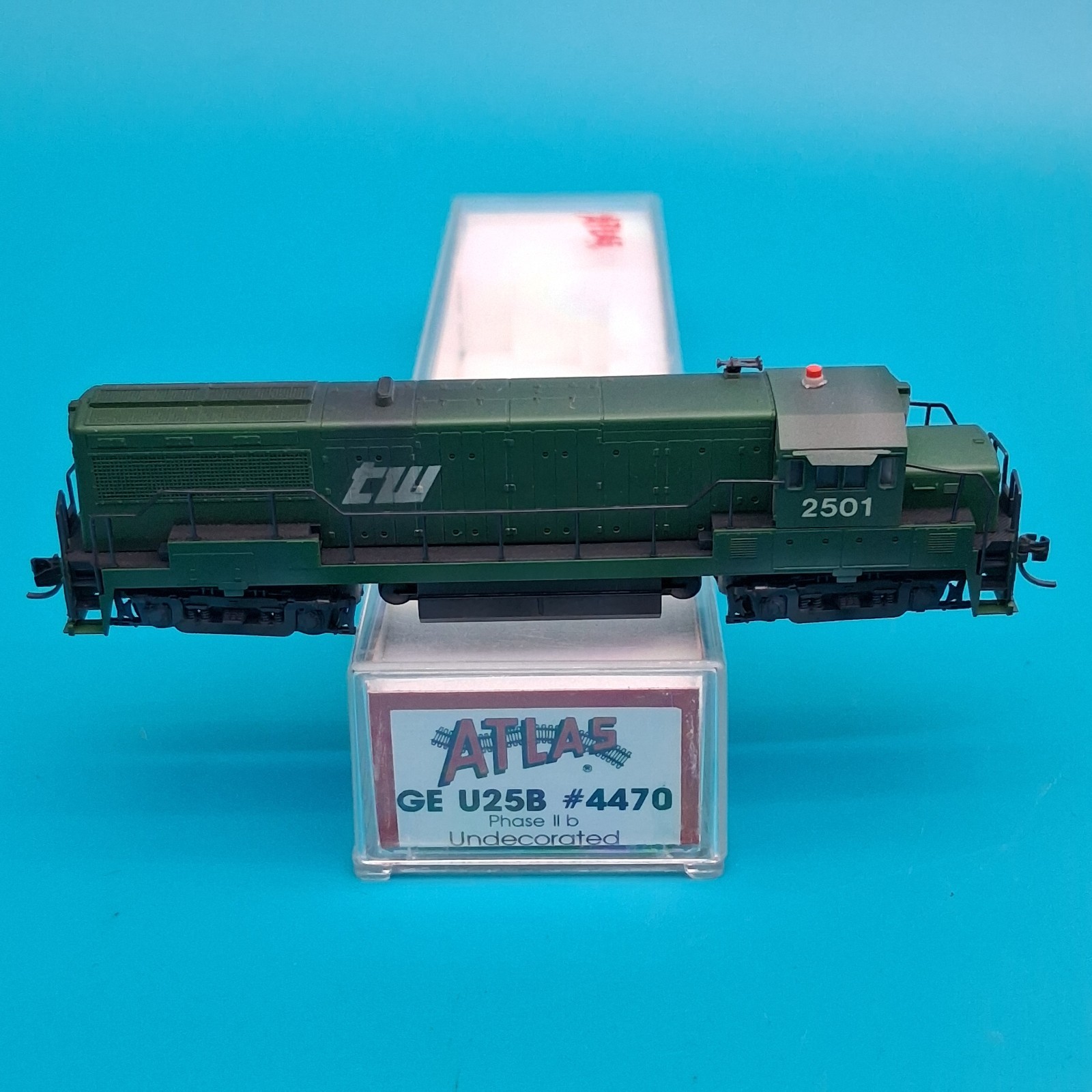 Atlas / Kato 8033 N Gauge ALCO C-425 (?) Locomotive Custom 2501 TW Green TESTED