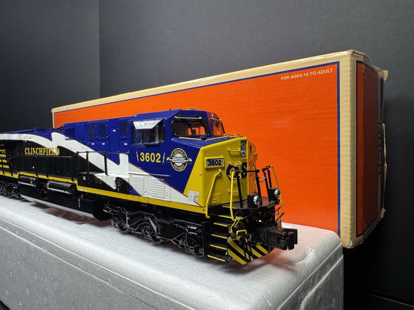 Lionel LEGACY 6-38409 CSX heritage Clinchfield AC6000 diesel engine #3602 EX