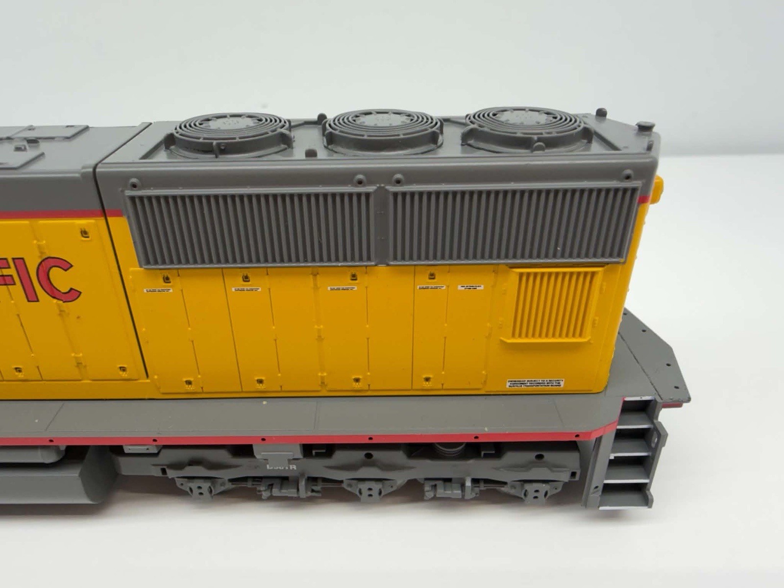 Genesis Athearn HO SD70M Union Pacific #4014 0G6152 Diesel Locomotive MINT OOP