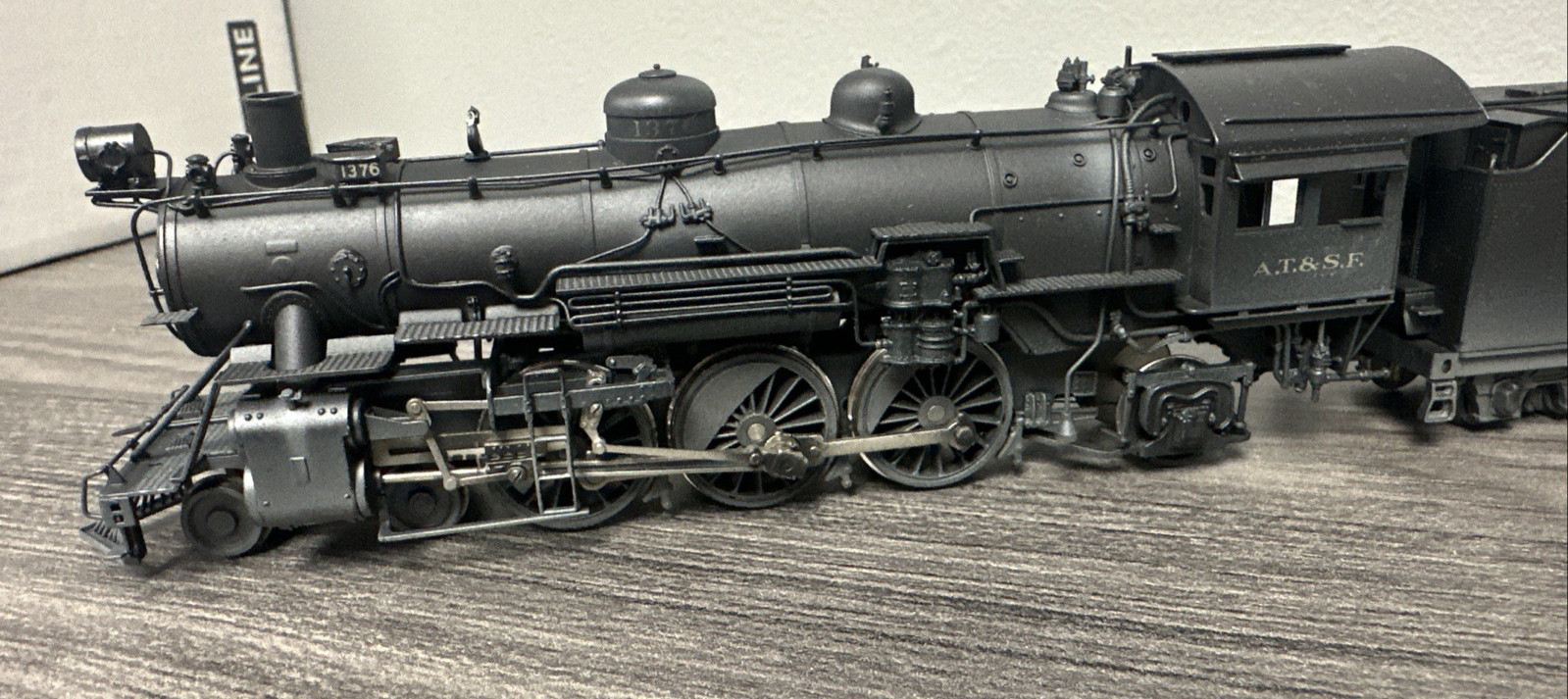 Pacific Fast Mail/Fujiyama ATSF Class 1337 4-6-2 Steam Locomotive #1376 Painted