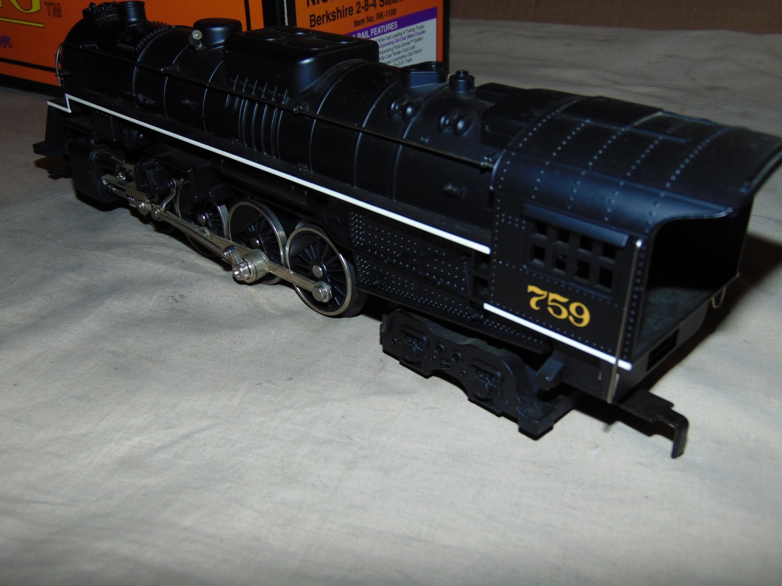 MTH RAILKING O RK-1109 NICKEL PLATE ROAD 2-8-4 WITH SMOKE & WHISTLE-NO HEADLIGHT
