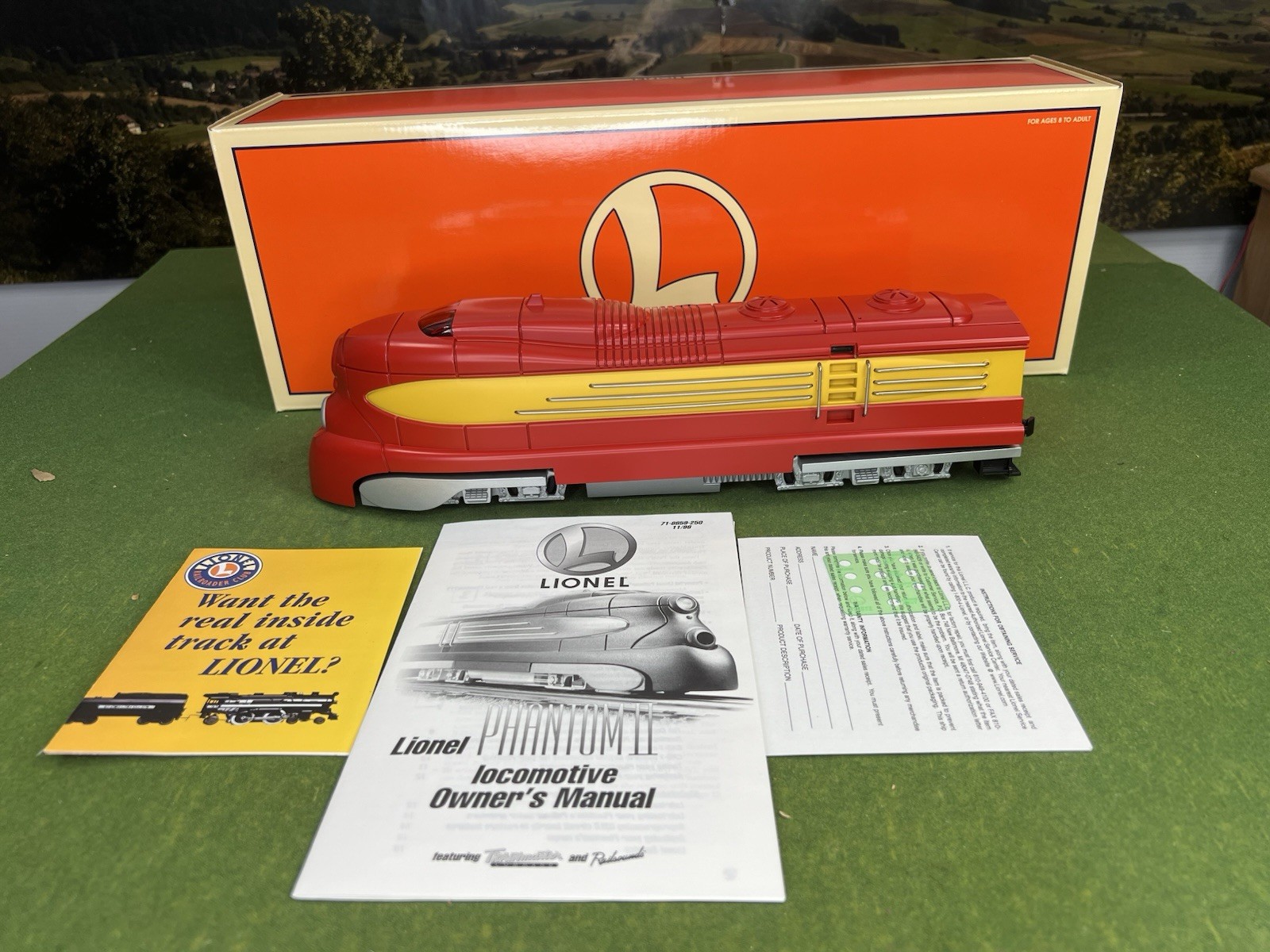 LIONEL PHANTOM II RED PRATT’S HOLLOW DIESEL W/RAILSOUNDS 6-18859 RARE NIB C-9